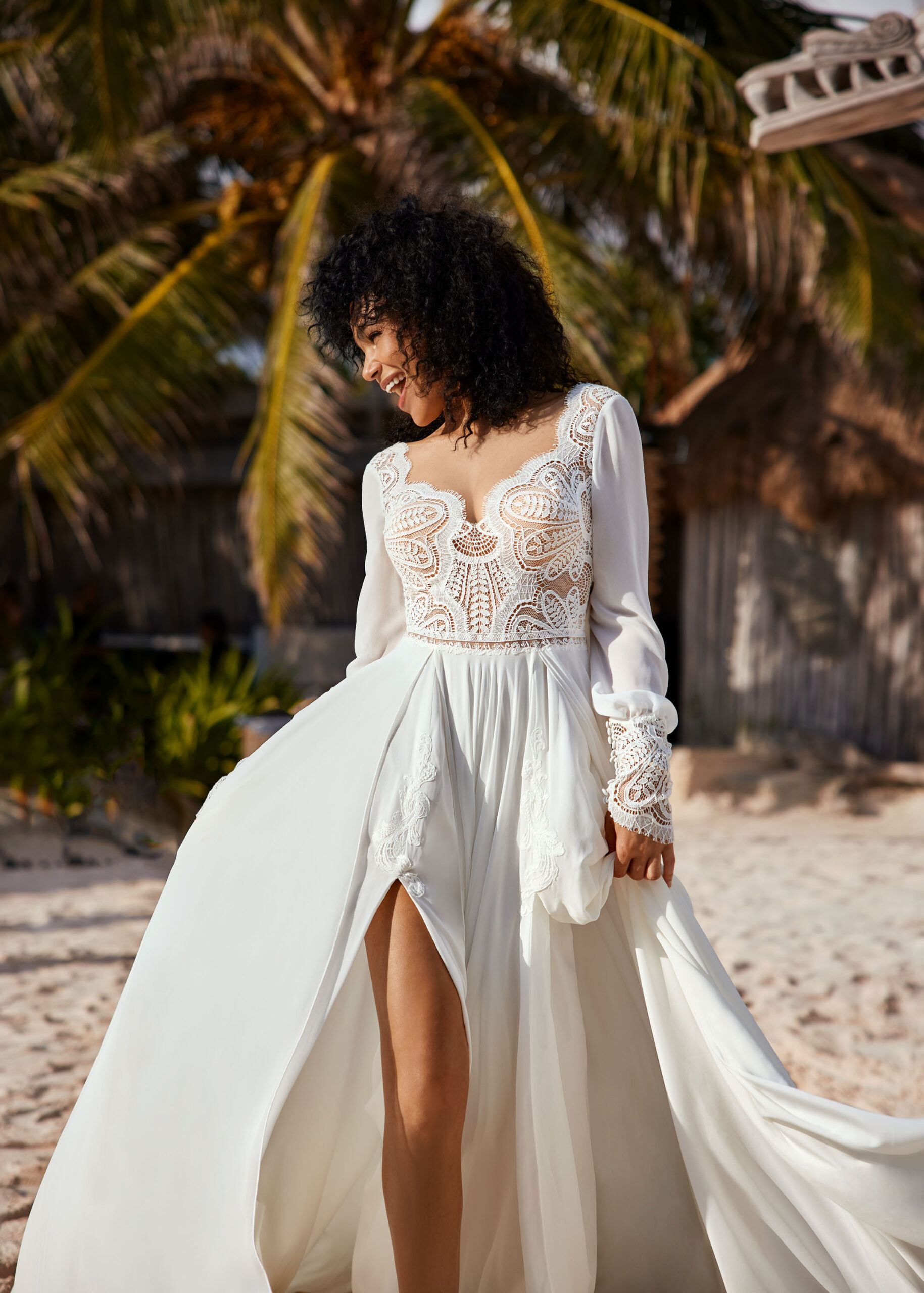herve-paris-bridal-becca-brautkleid-mystical-collection image 3