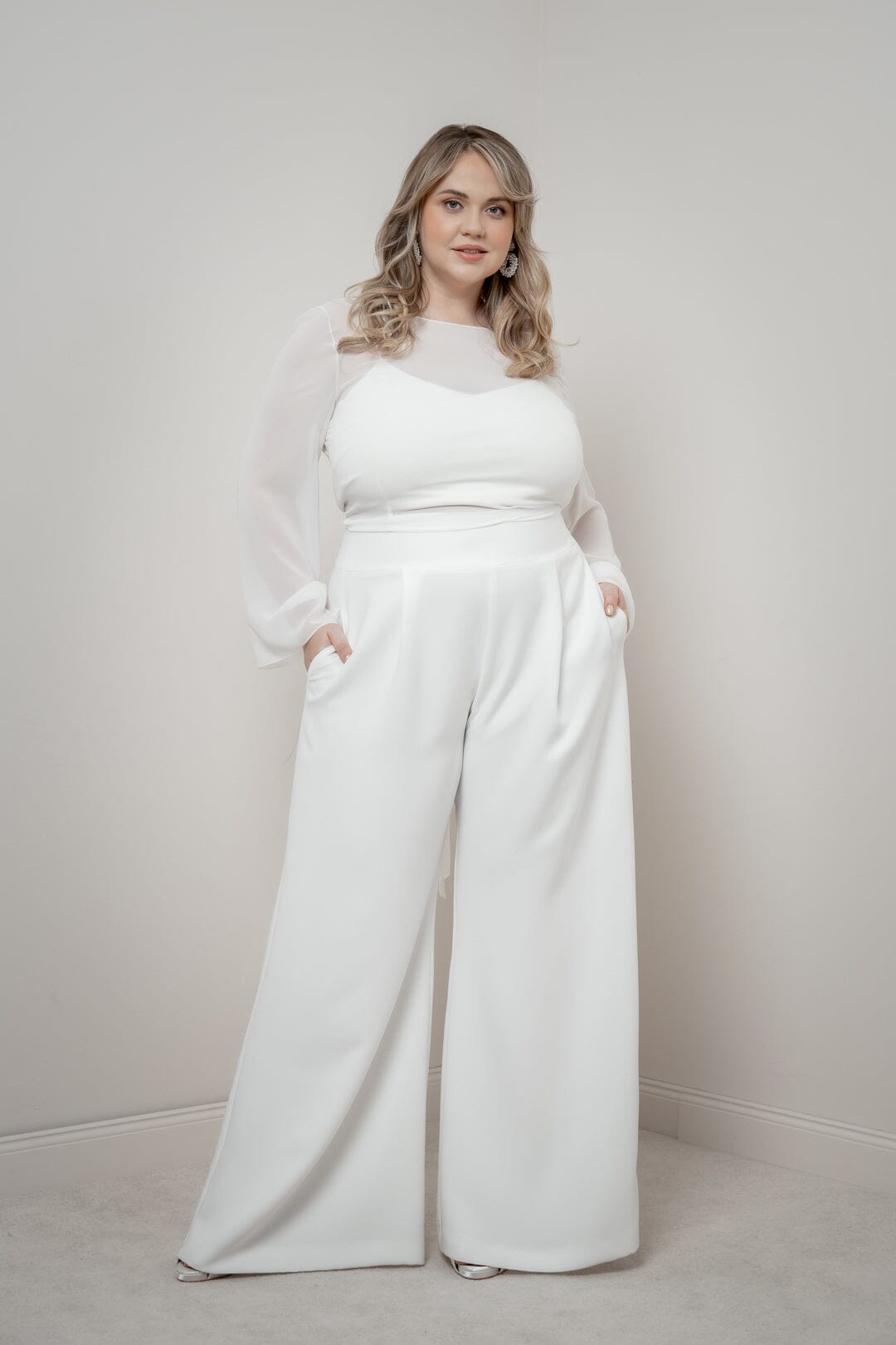 noni-zari-curvy-plus-size-braut-hose-mit-weitem-bein-ivory image 5