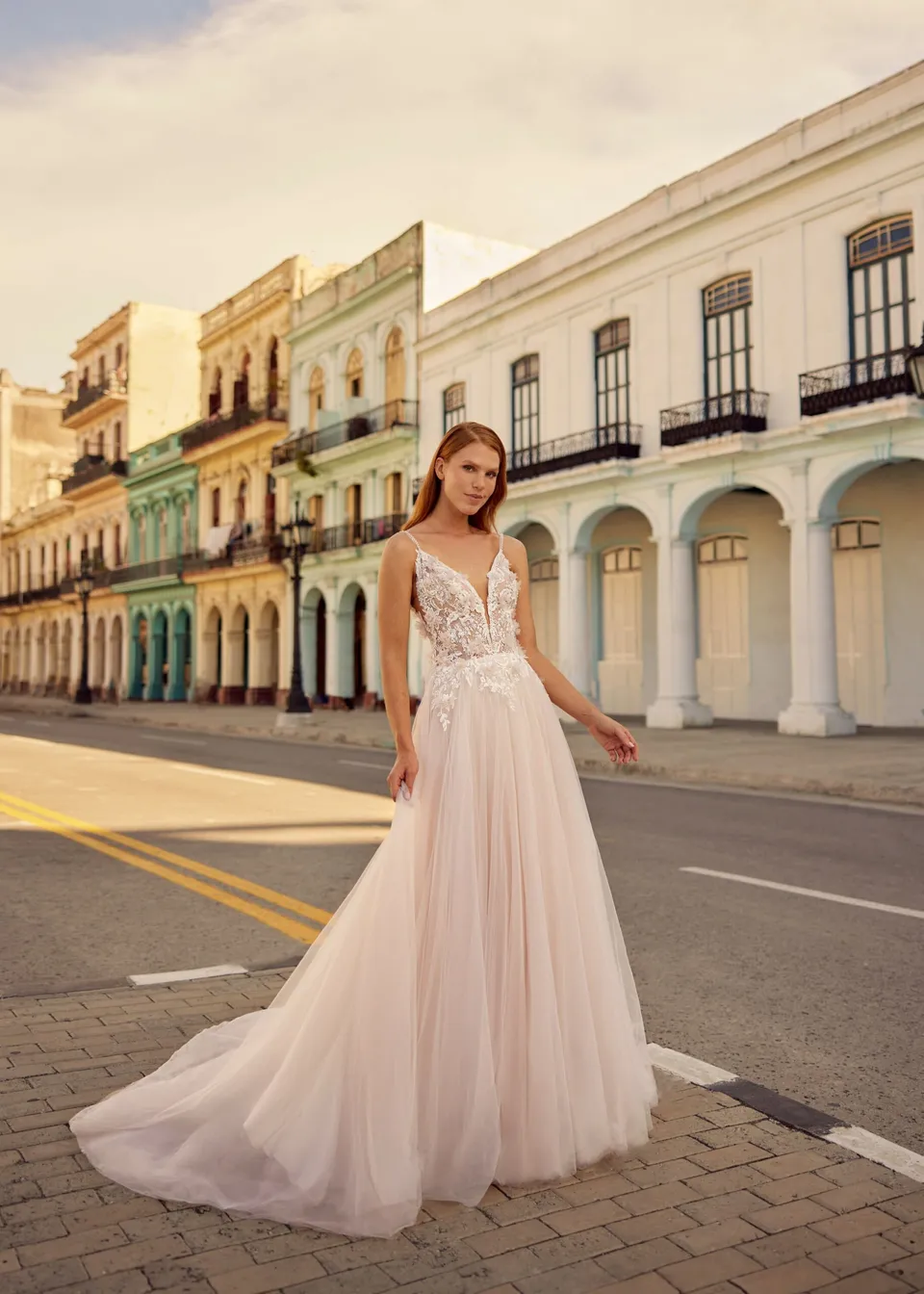 herve-paris-bridal-livia-brautkleid-libre-collection image 1