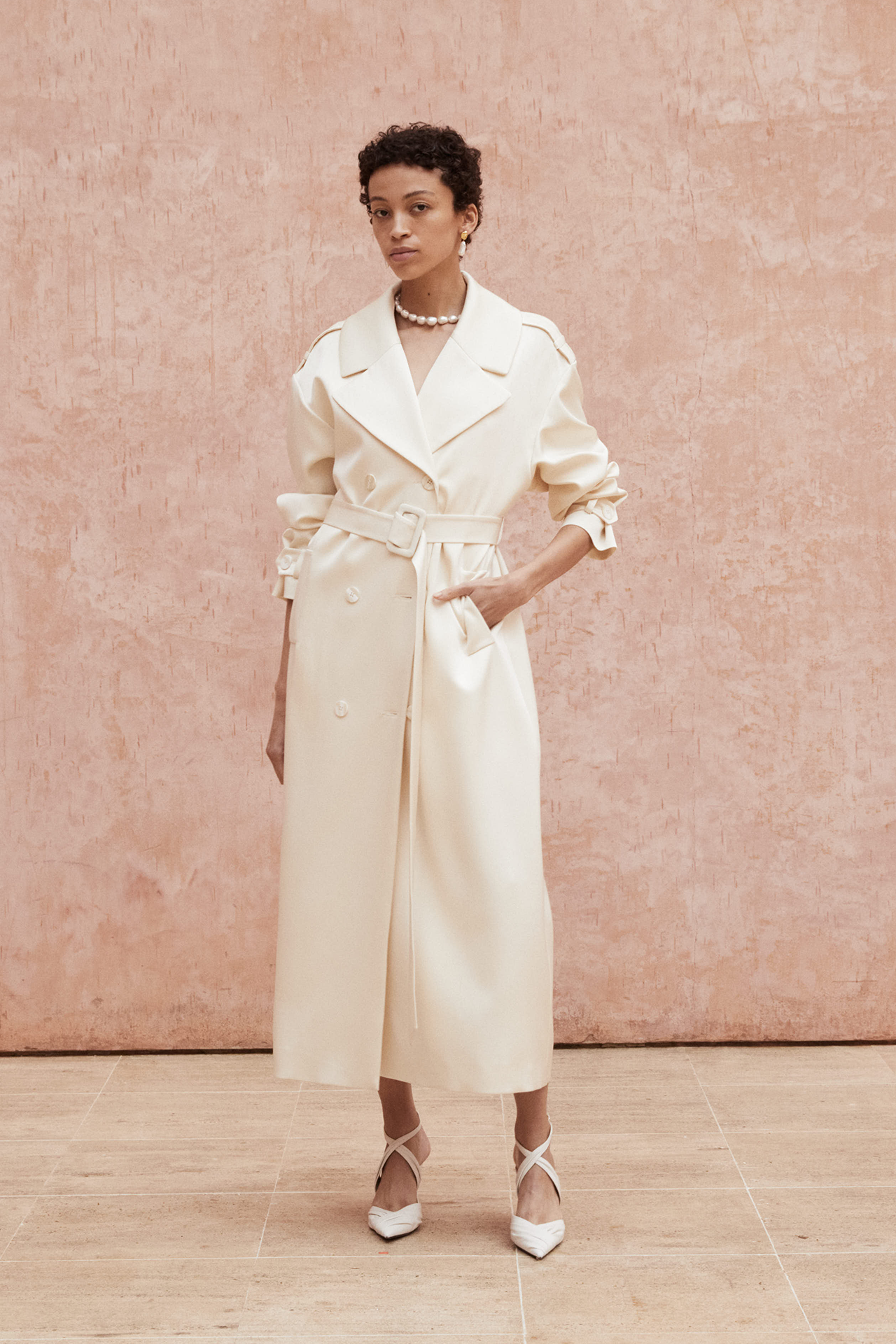 kaviar-gauche-clochard-coat-brautmantel-creme image 2