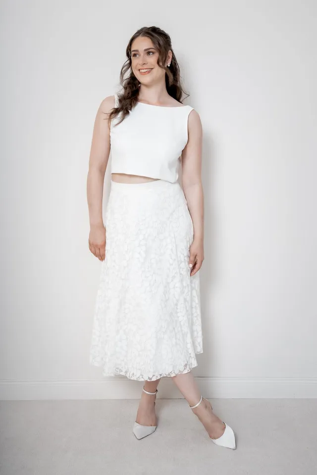 noni-liza-midi-brautrock-aus-botanikspitze-mit-taschen-in-ivory image 1