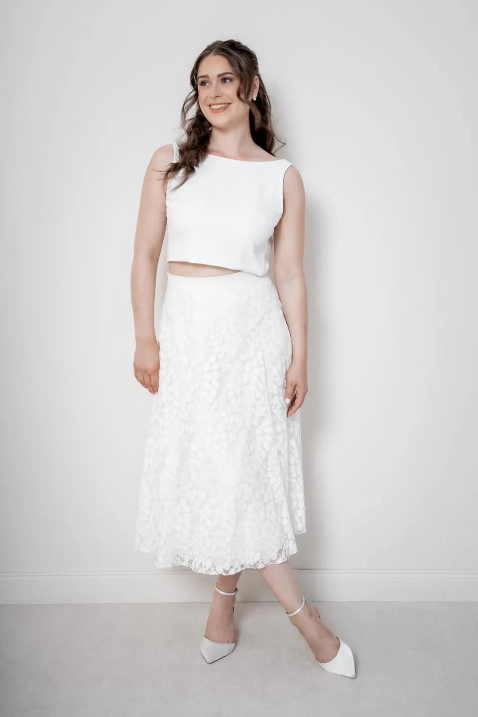 noni-liza-midi-brautrock-aus-botanikspitze-mit-taschen-in-ivory image 1
