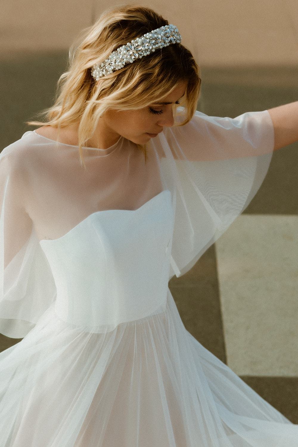 noni-selected-lukida-kurzes-t-ll-cape-in-ivory-wei image 2