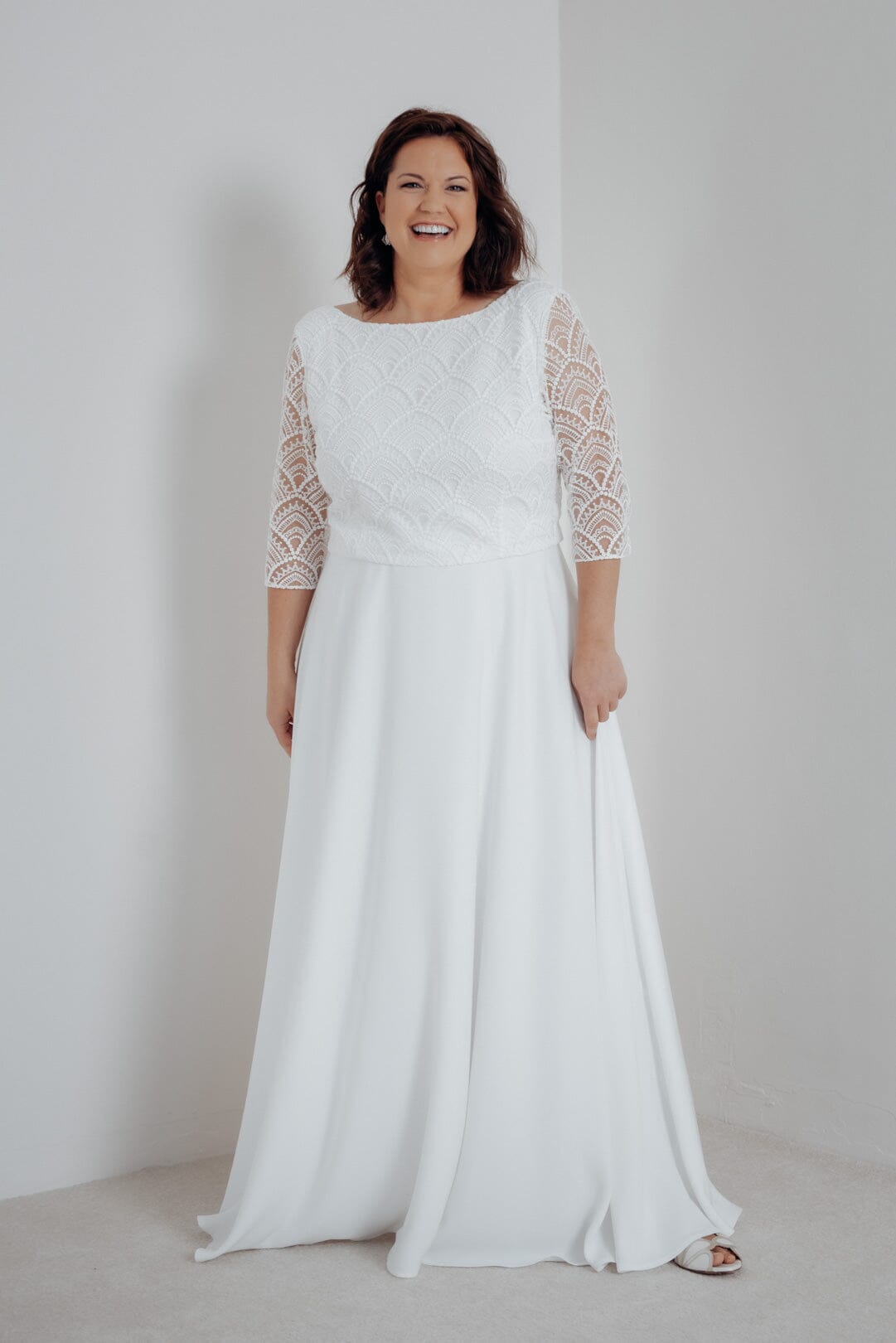 noni-curvy-mylou-braut-rock-maxi-crepe-ivory image 3