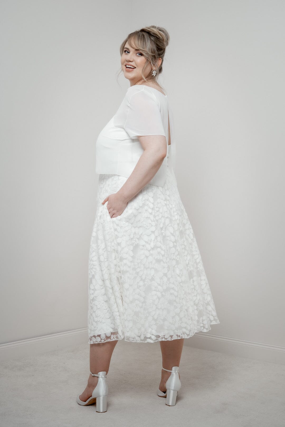 noni-curvy-liza-midi-braut-rock-aus-bl-tterspitze-ab-gr-44 image 3
