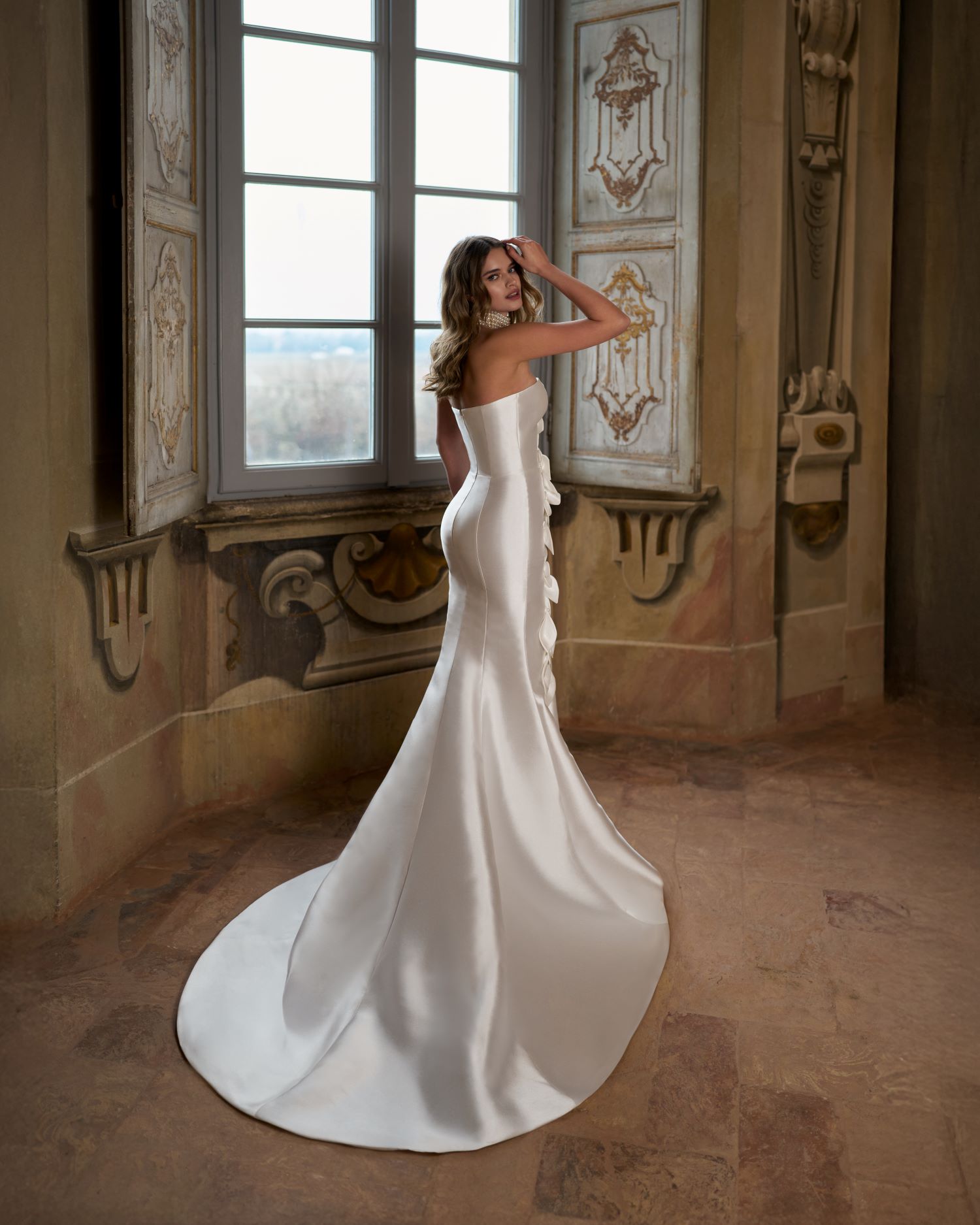 herve-paris-bridal-nairobi-brautkleid-novel-collection image 2