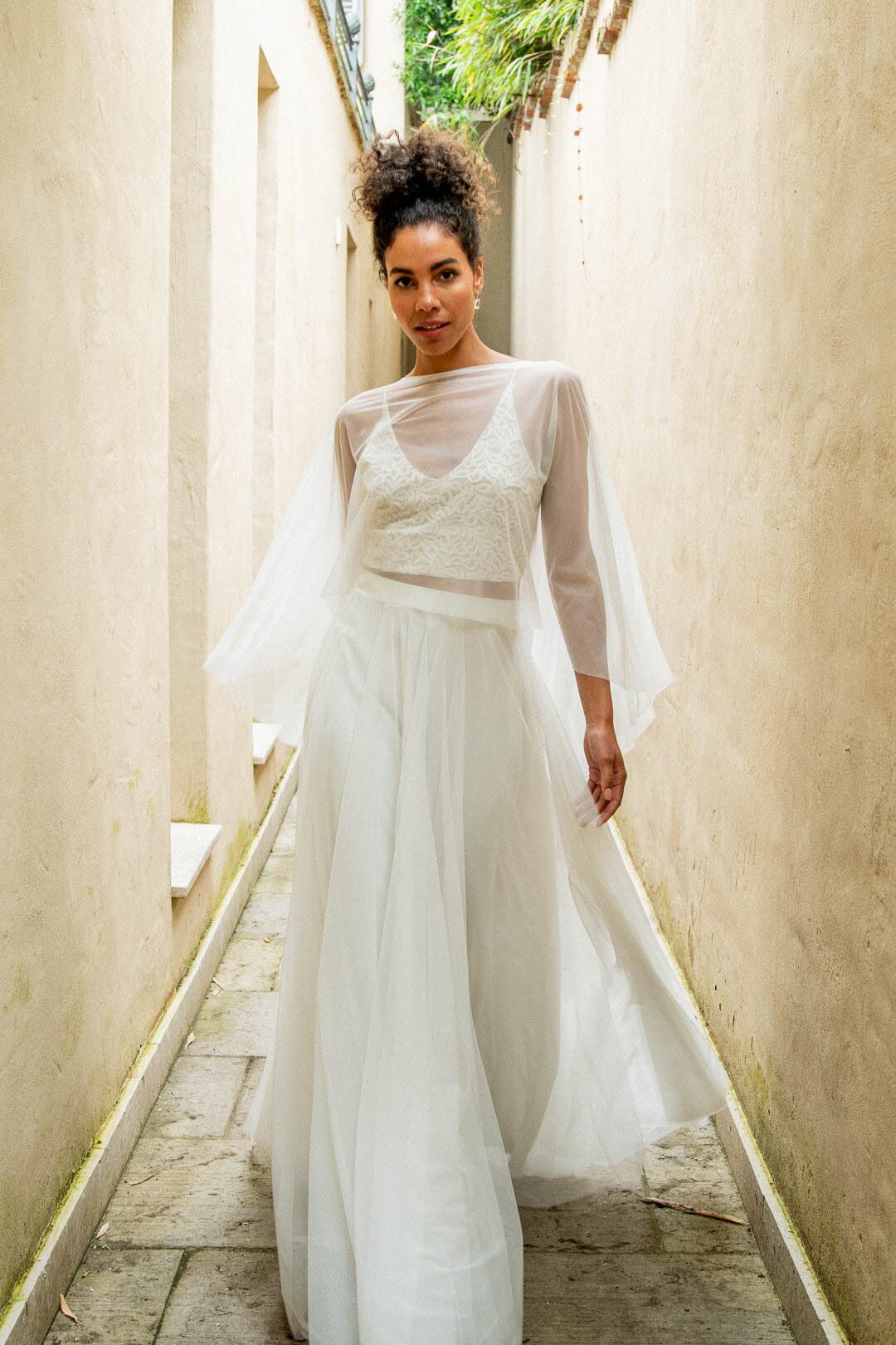noni-niamh-braut-cape-aus-softt-ll-mit-schleppe-high-low-ivory image 7