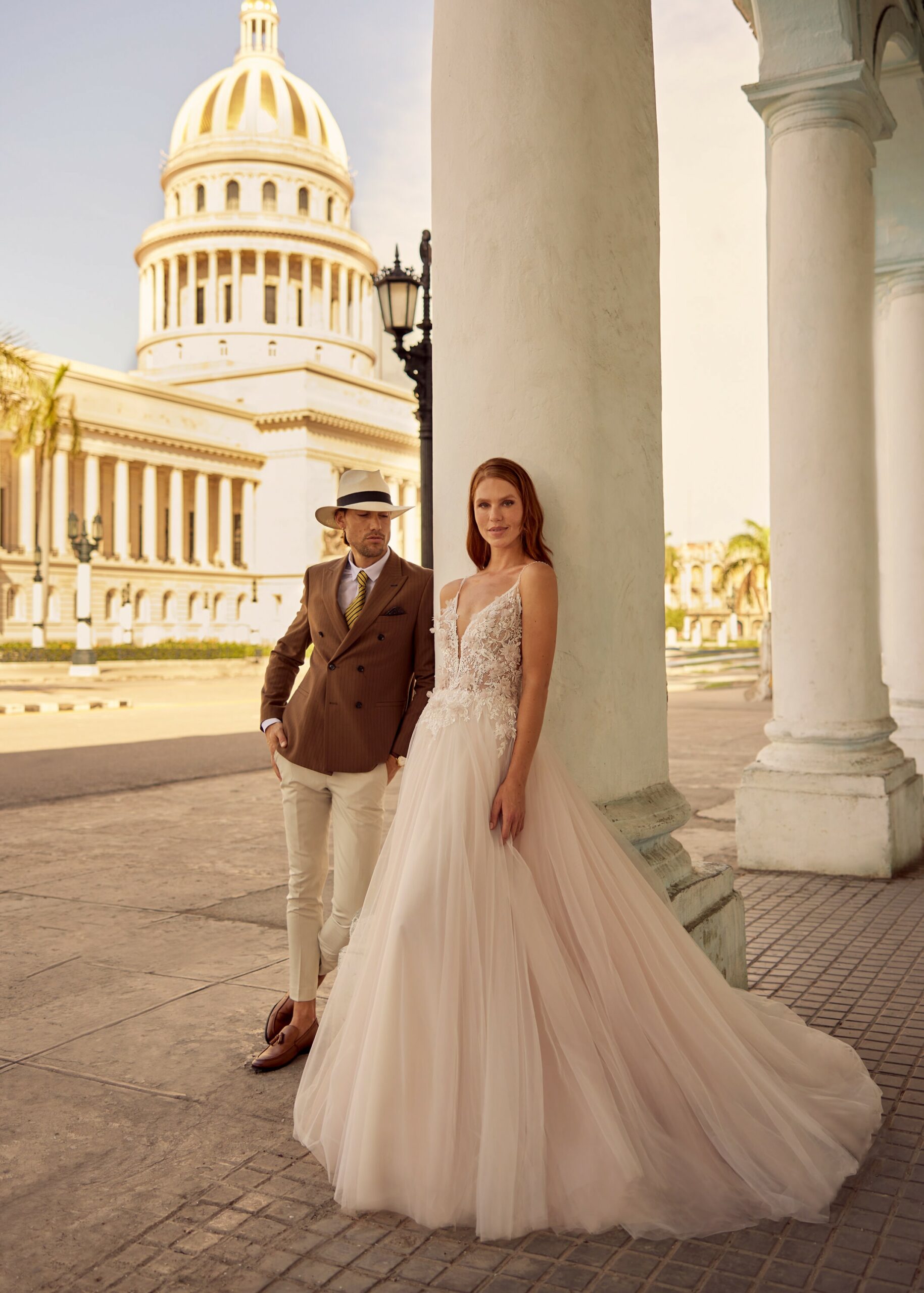 herve-paris-bridal-livia-brautkleid-libre-collection image 8