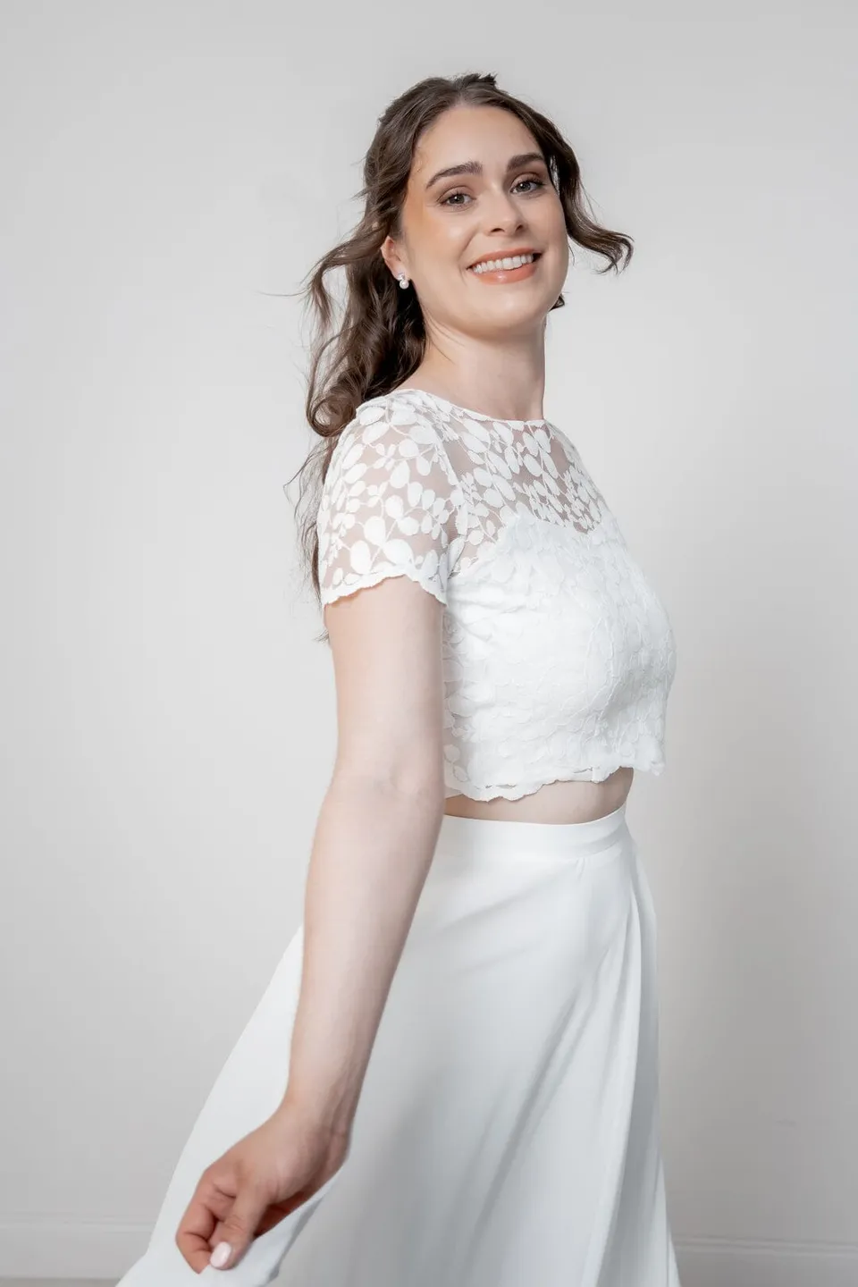 noni-sorea-bl-tterspitzentop-mit-sweetheart-corsage-und-schn-rung image 1