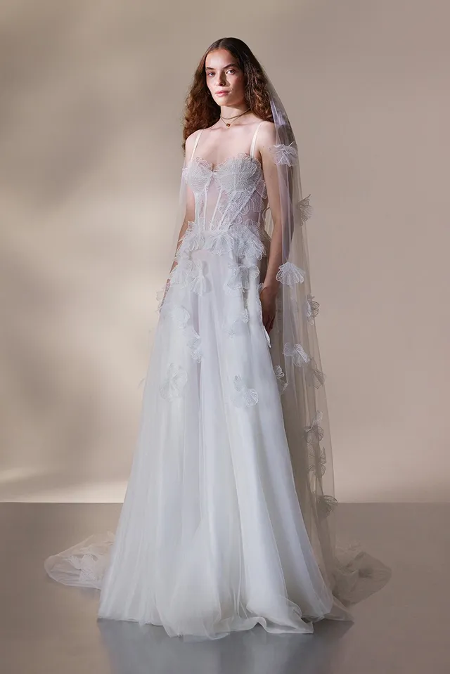 kaviar-gauche-grande-fleur-couture-brautkleid-a-linie-mit-bl-ten-und-spitze image 1
