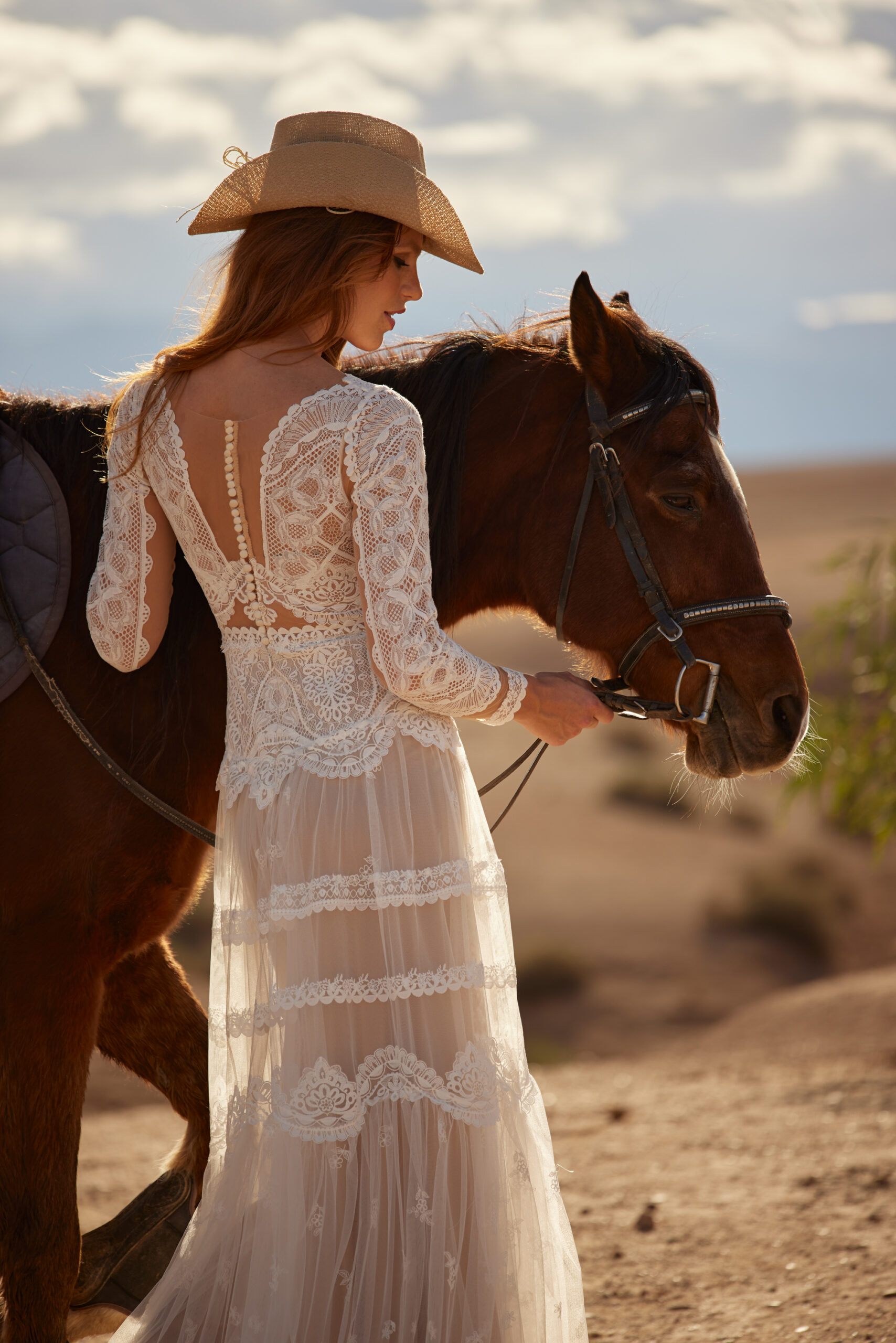 herve-paris-bridal-cooper-brautkleid-cherish-love-collection image 7