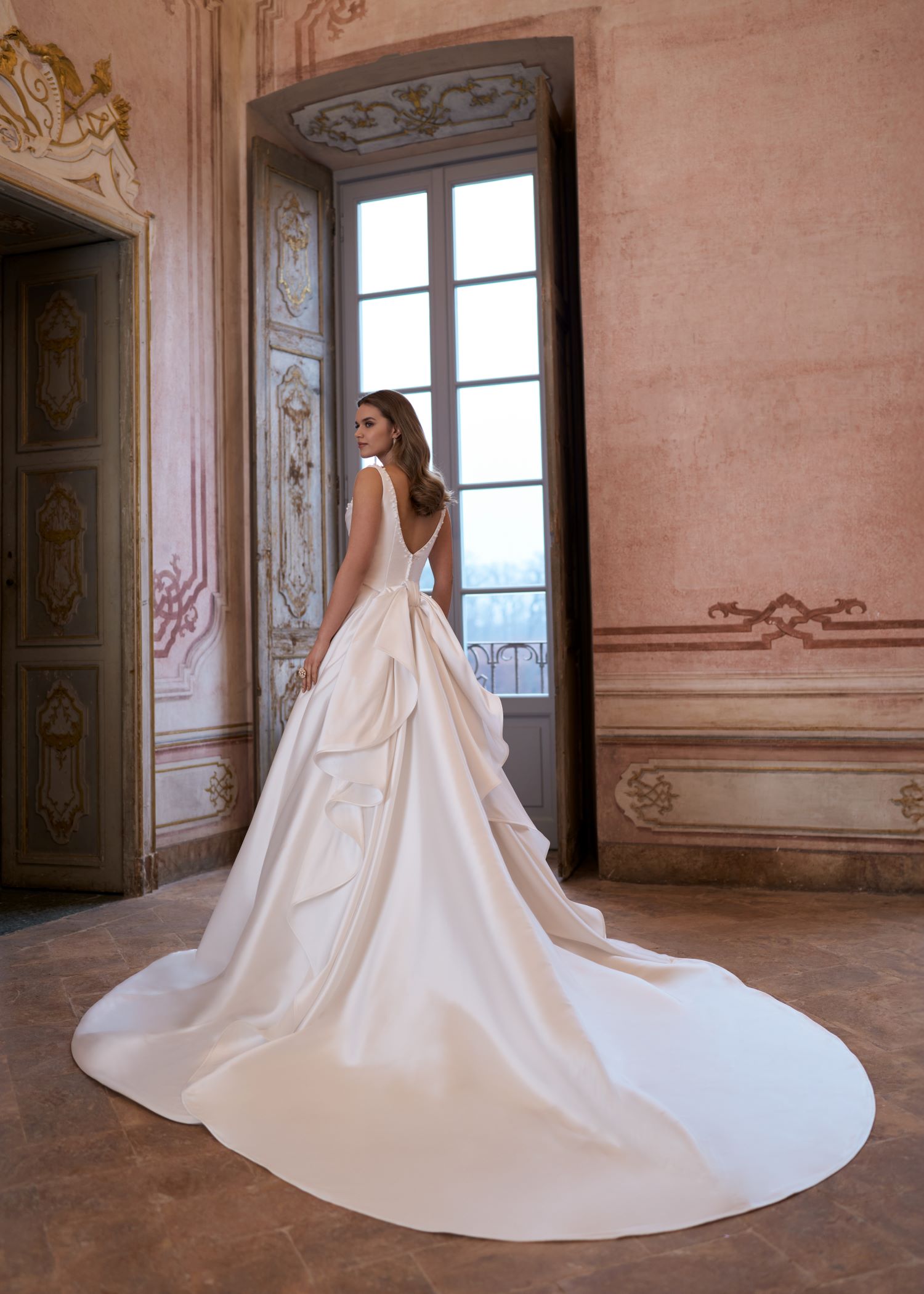 herve-paris-bridal-nidia-brautkleid-novel-collection image 3