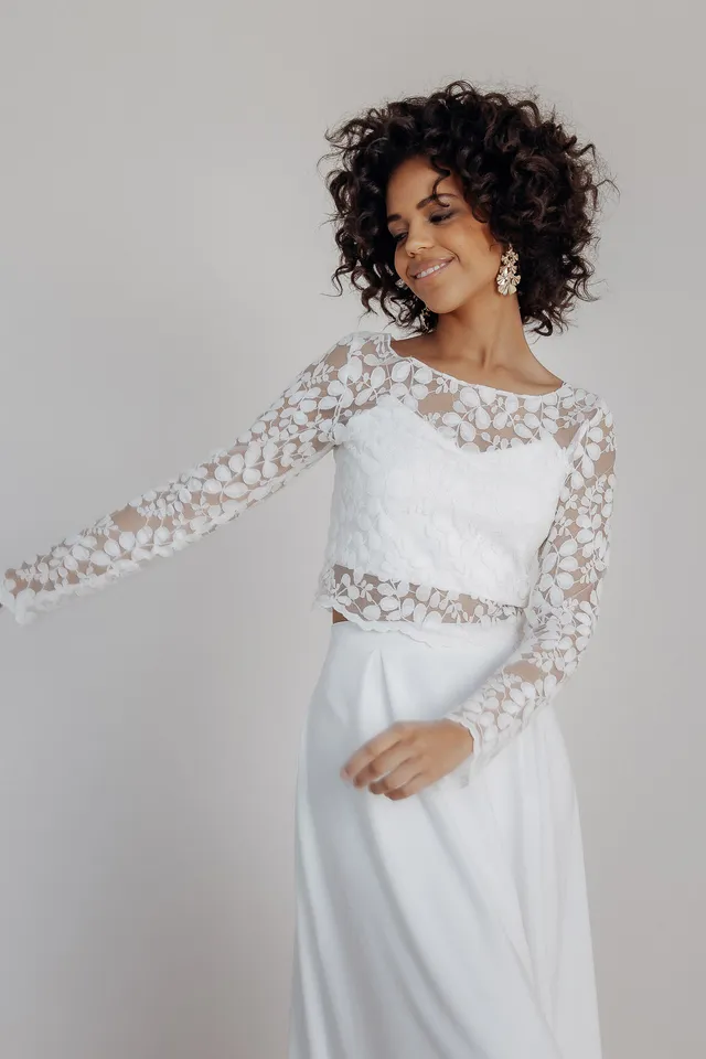 noni-norine-spitzentop-aus-botanik-spitze-langarm-ivory image 1