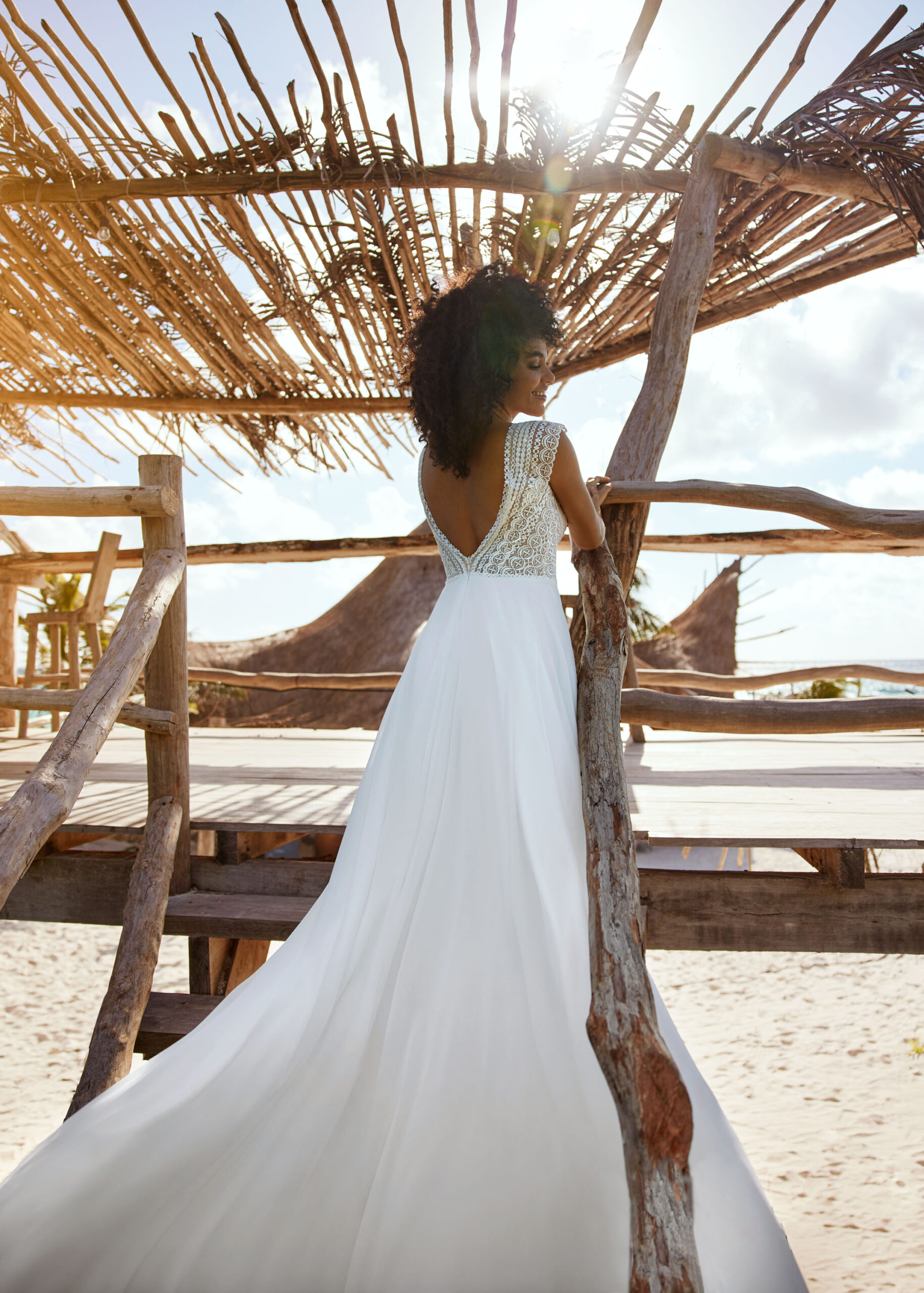 herve-paris-bridal-bente-brautkleid-mystical-collection image 2