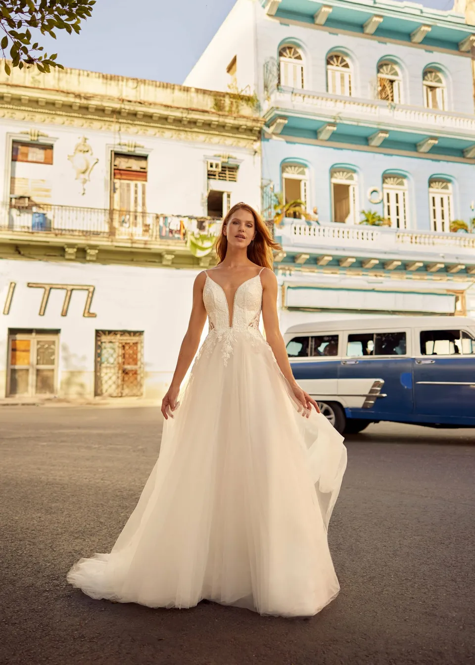 herve-paris-bridal-lily-brautkleid-libre-collection image 1