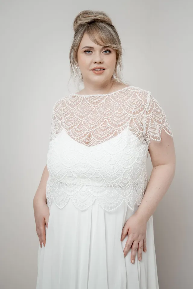 noni-curvy-niah-plus-size-braut-top-mit-boho-muster-ab-gr-44 image 1