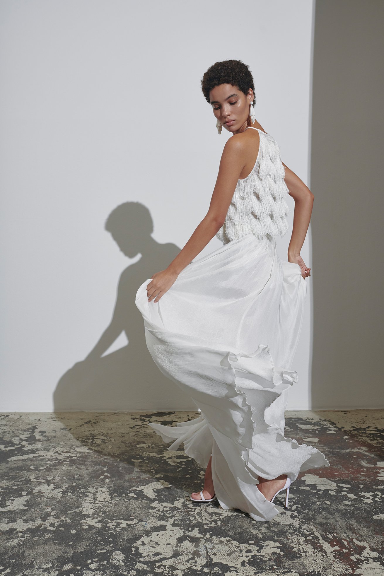 kaviar-gauche-twist-top-high-neck-top-ivory-mit-fransen image 3
