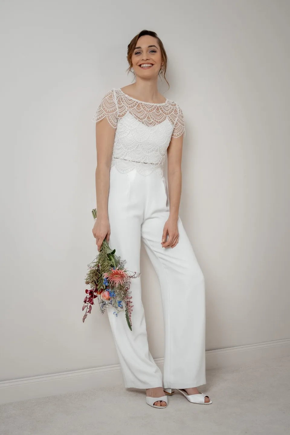 noni-tihana-braut-hose-ivory-bundfaltenhose-recycelt image 1