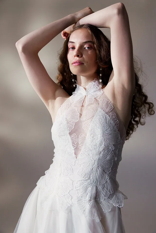 kaviar-gauche-grande-fleur-neckholder-top image 1