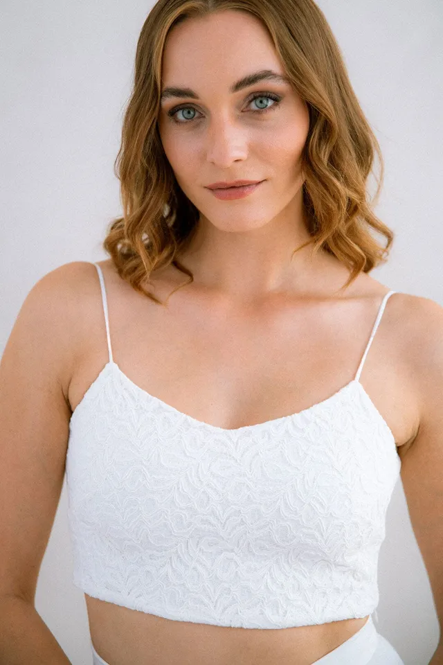 noni-aveline-kurzes-spitzentop-crop-top-ivory image 1