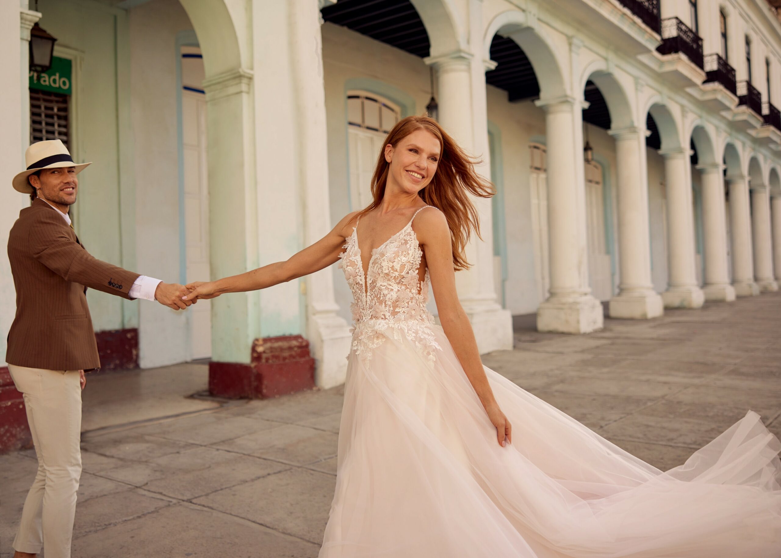herve-paris-bridal-livia-brautkleid-libre-collection image 7