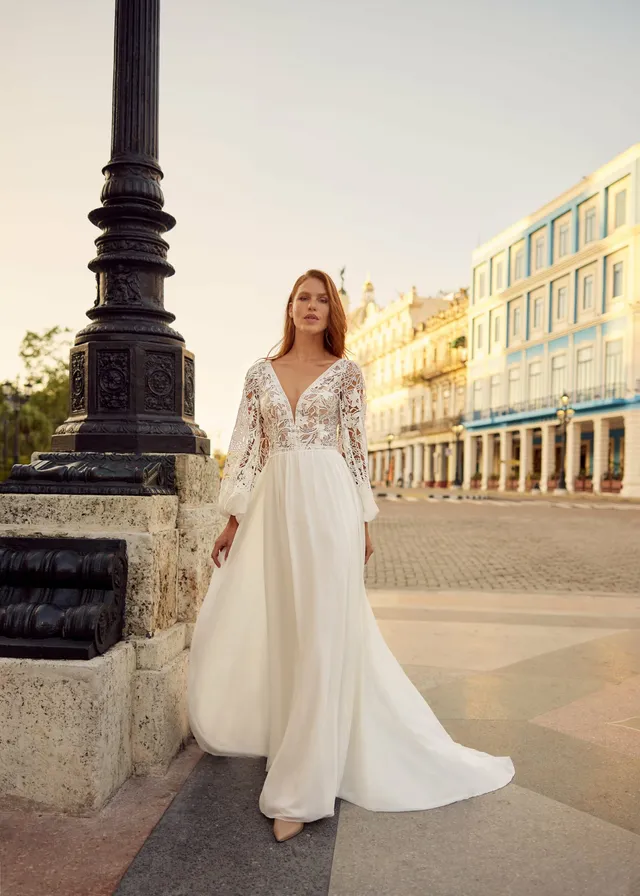 herve-paris-bridal-langley-a-brautkleid-libre-collection image 1
