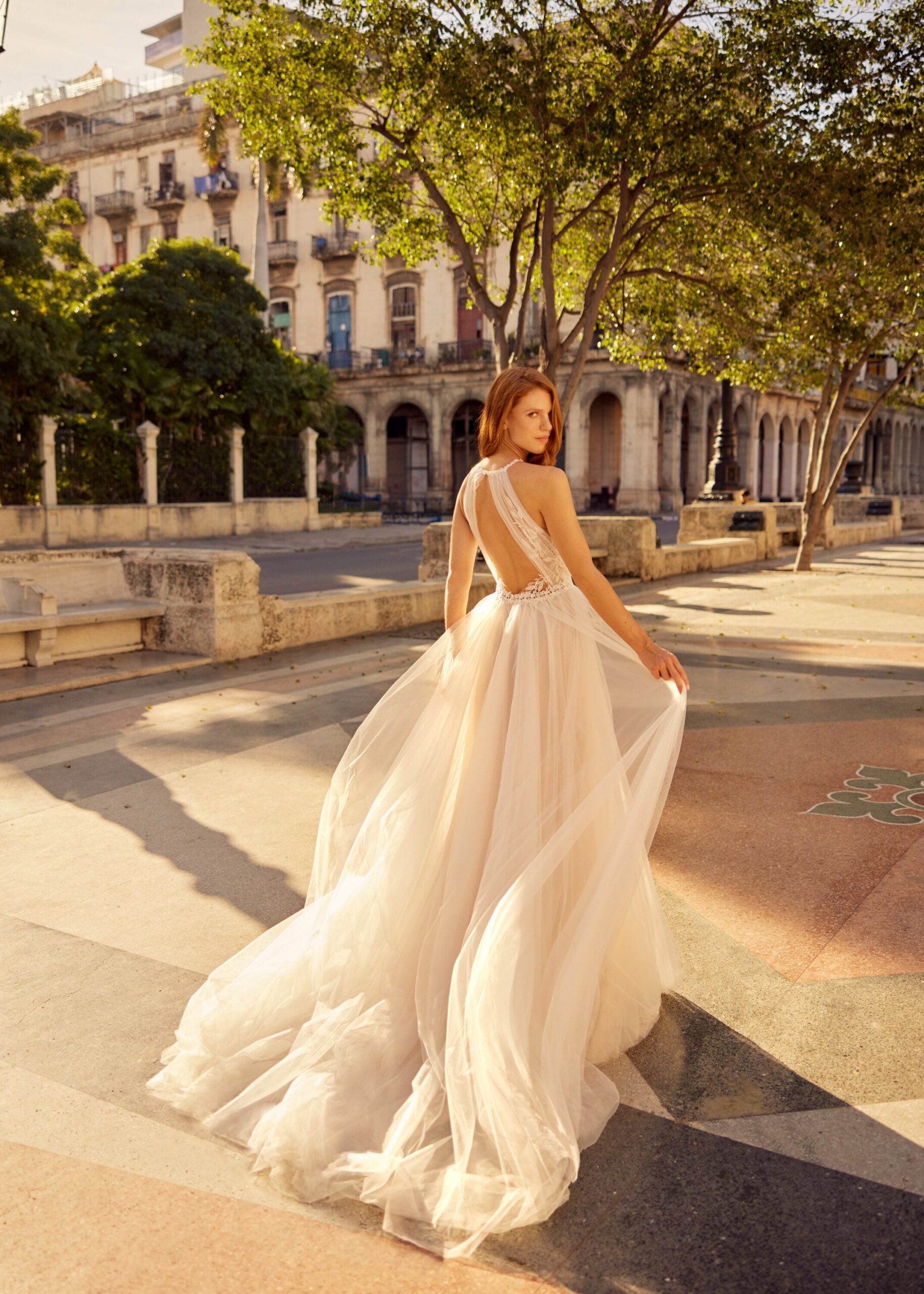 herve-paris-bridal-lively-libre-collection-brautkleid image 2