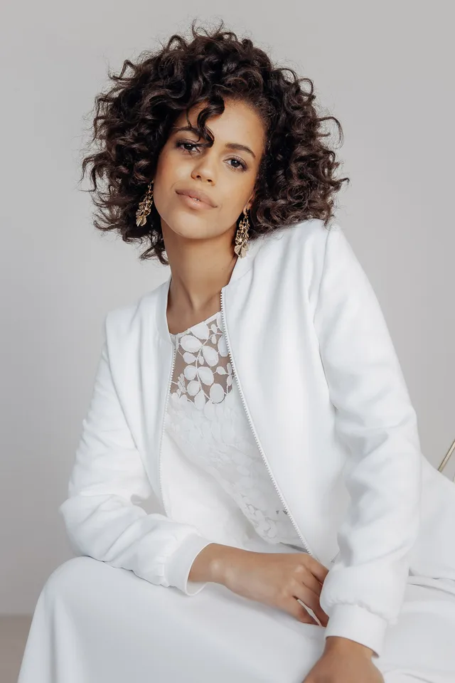 noni-majla-uni-braut-bomberjacke-in-ivory-aus-cr-pe image 1