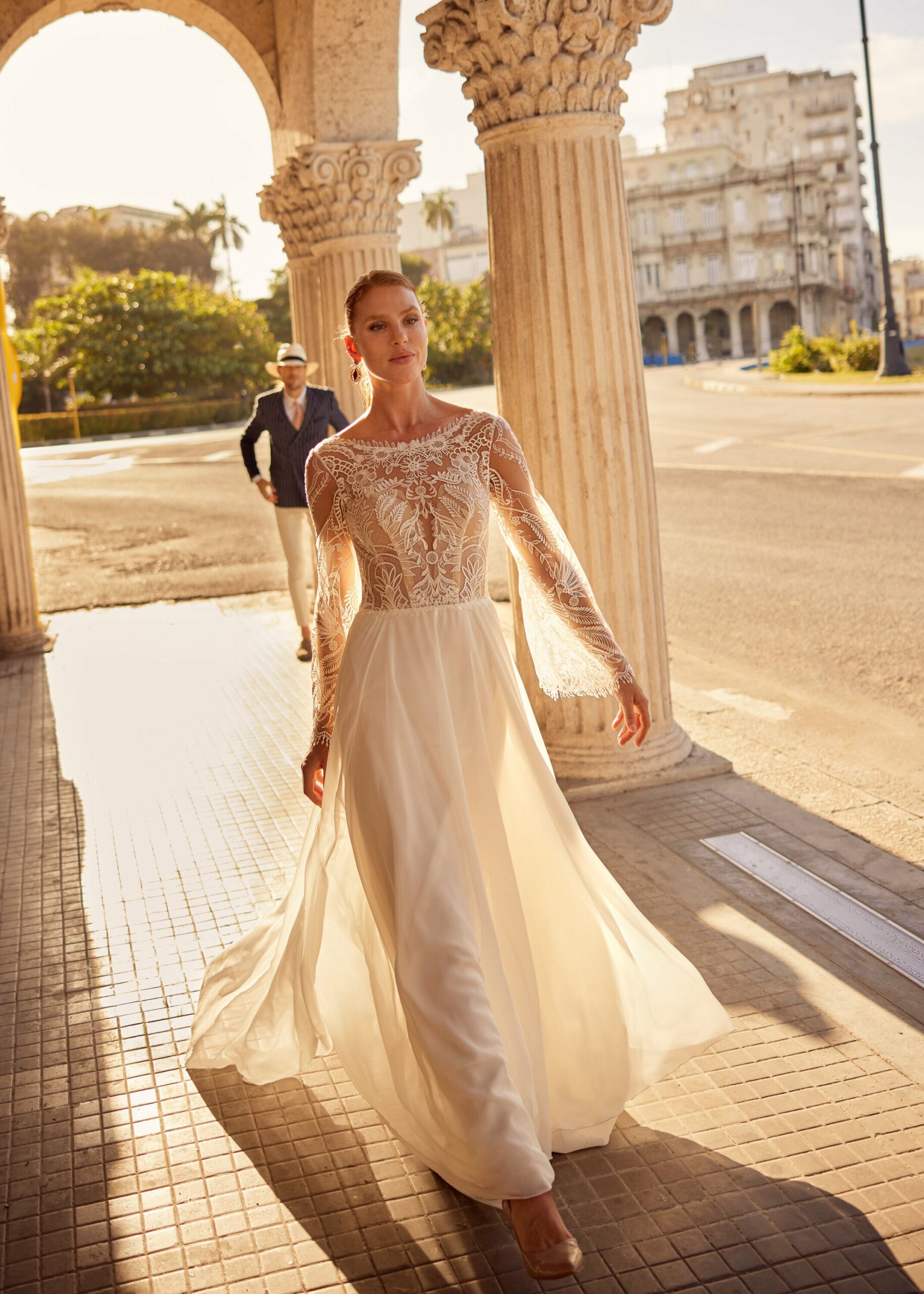 gbs-herve-paris-bridal-leaf-brautkleid-libre-collection image 7