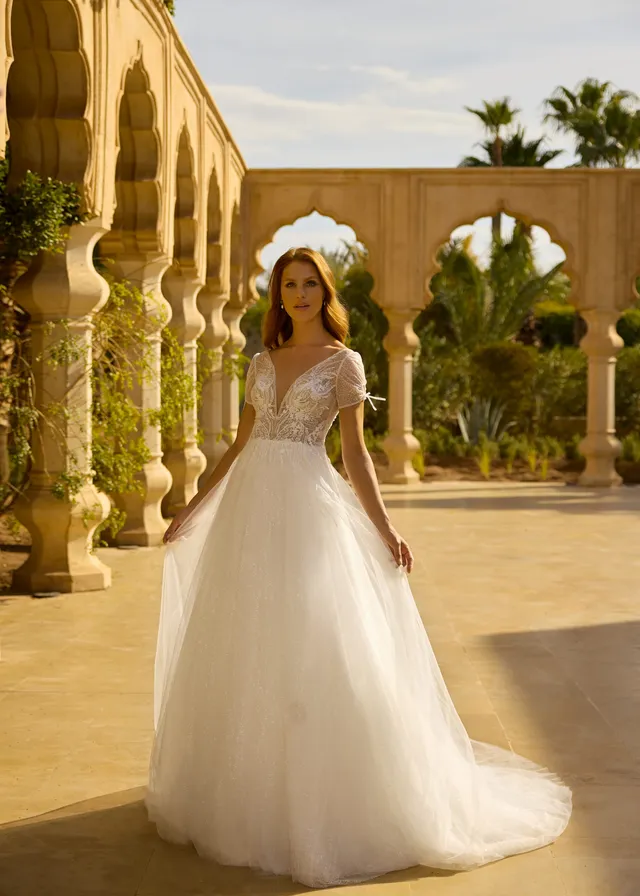 herve-paris-bridal-caylee-brautkleid-cherish-love-collection image 1
