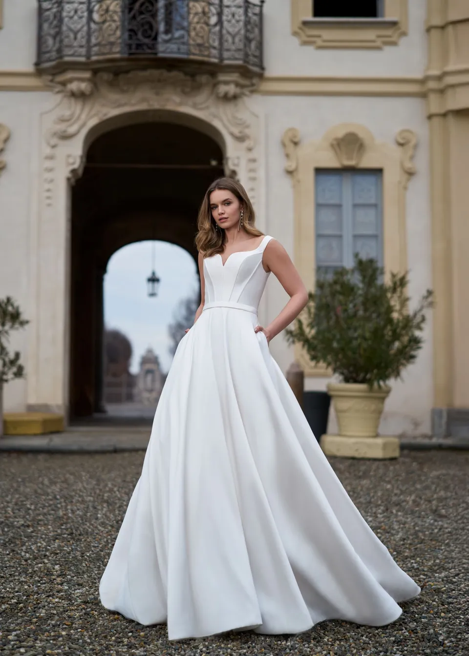 gbs-herve-paris-bridal-north-brautrock-mix-match image 1