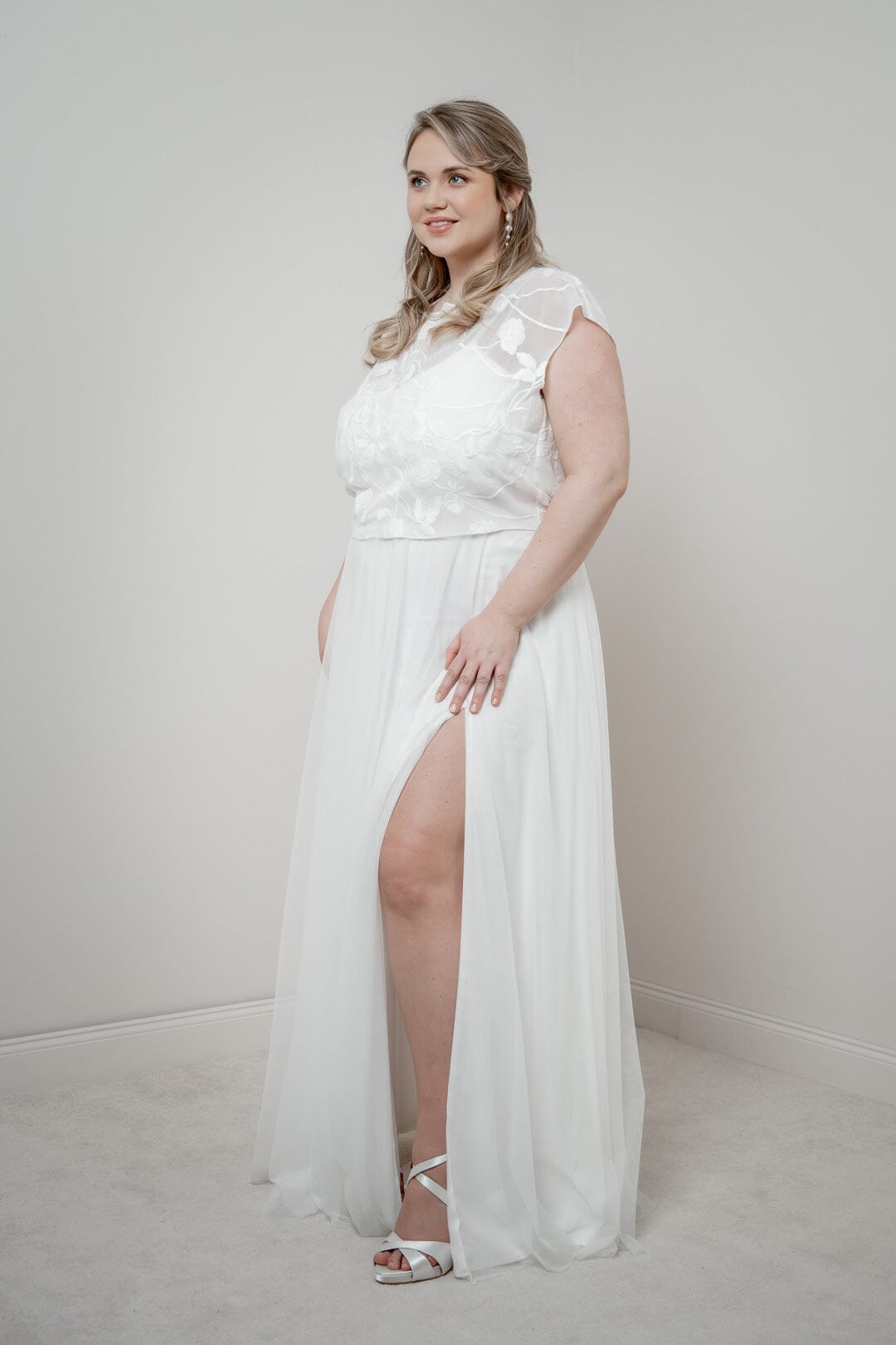 noni-curvy-levke-braut-rock-t-ll-maxi-ivory-mit-schlitz image 5