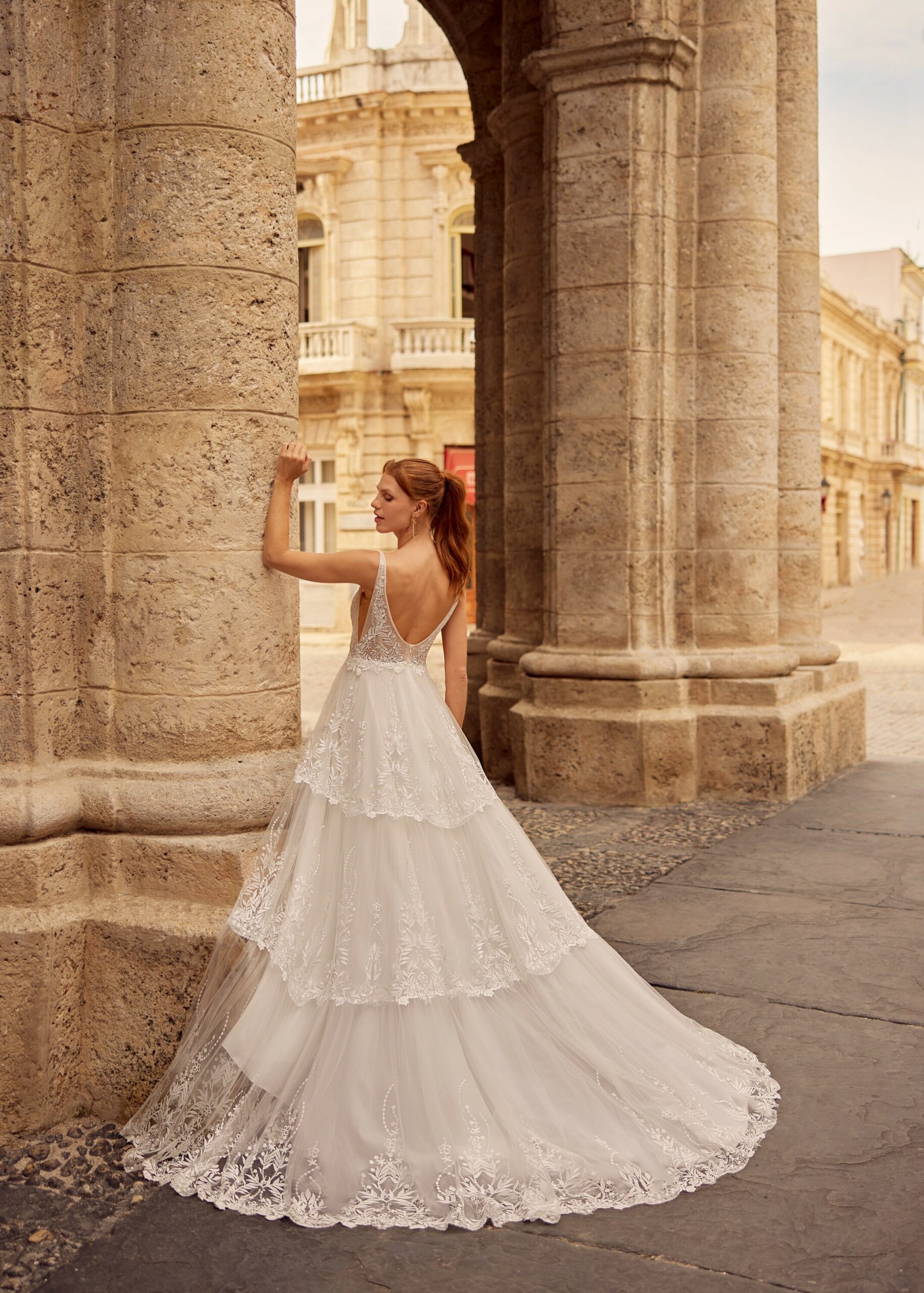 gbs-herve-paris-bridal-lior-brautkleid-libre-collection image 2