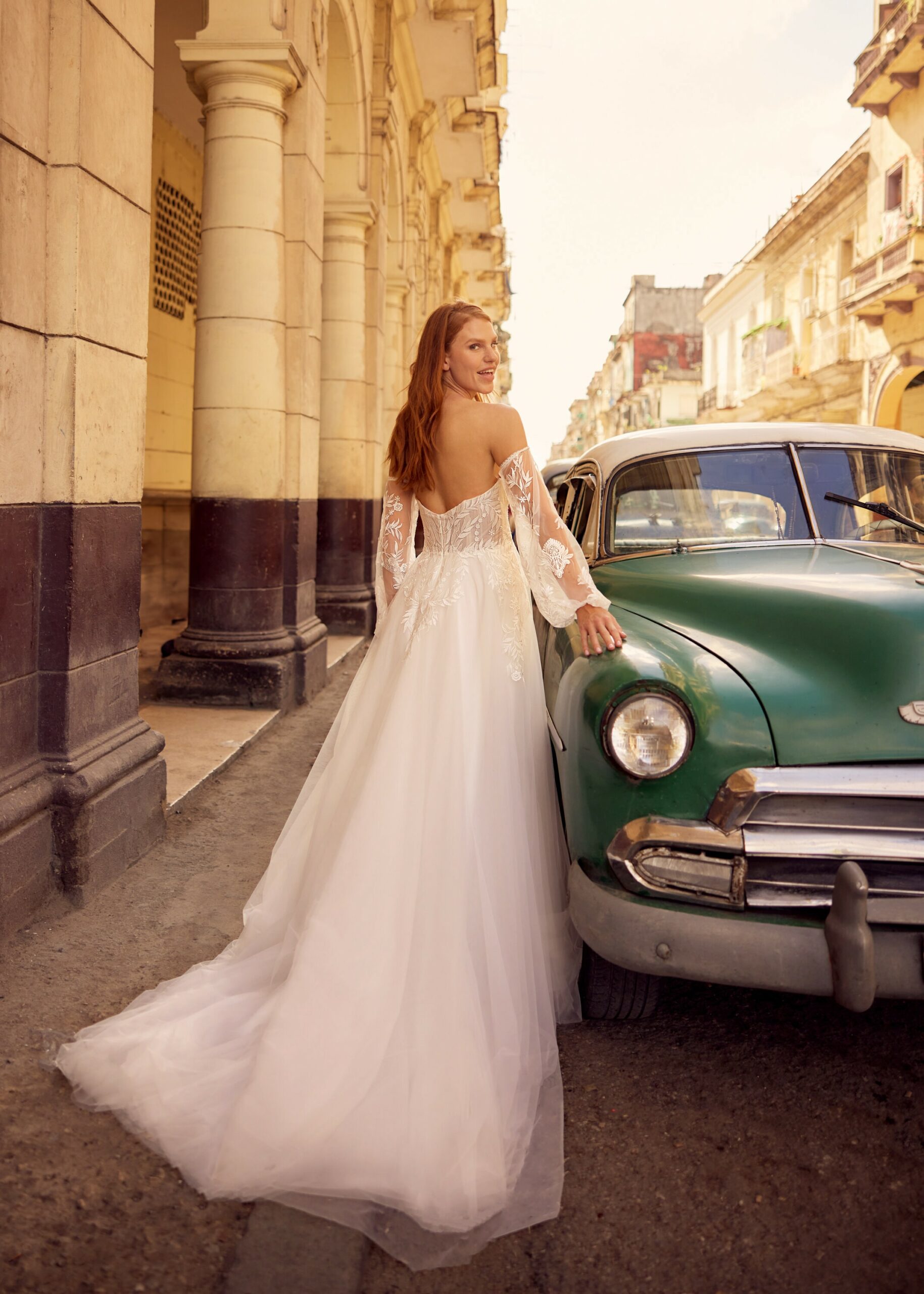herve-paris-bridal-luca-brautkleid-libre-collection image 4