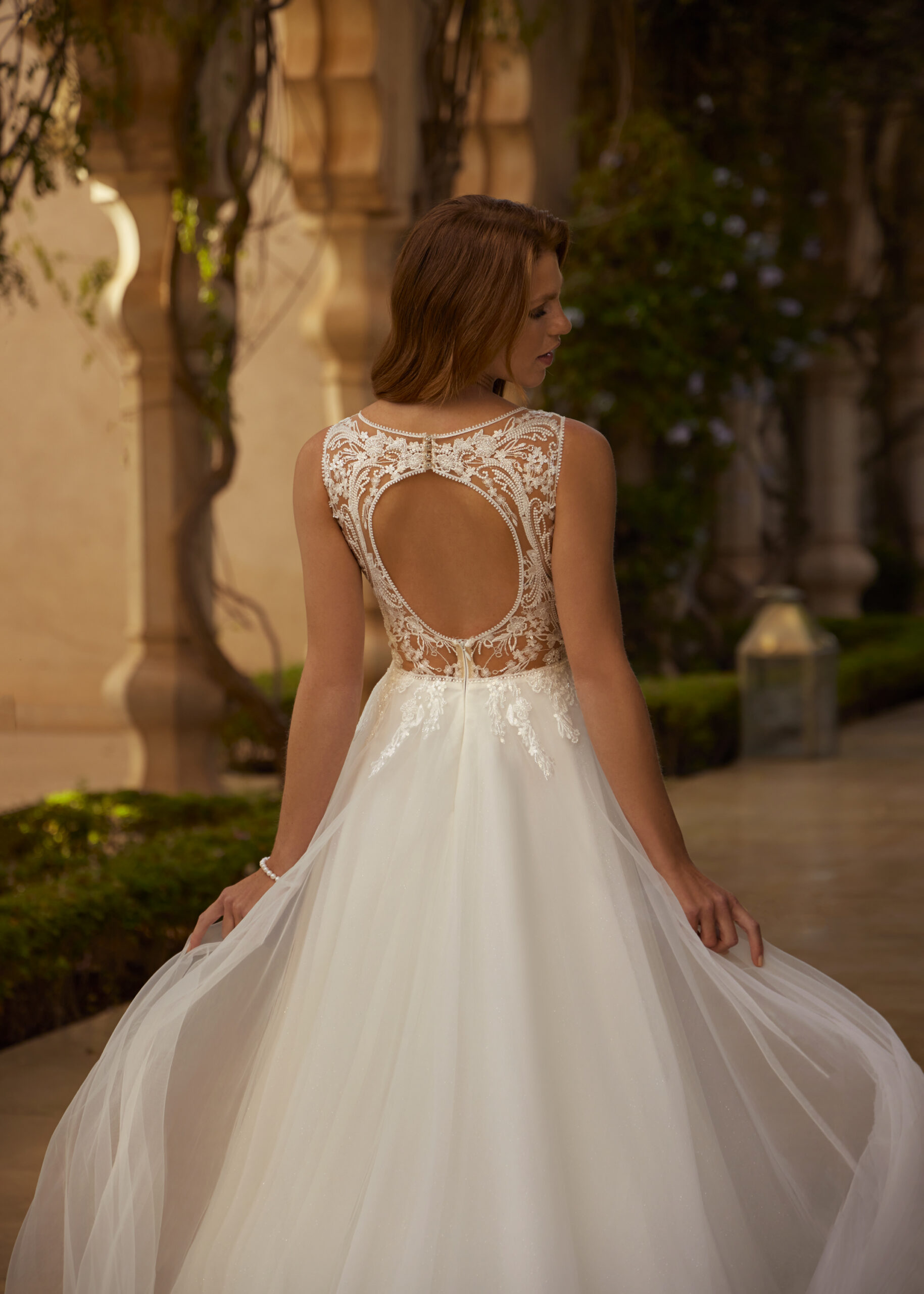 gbs-herve-paris-bridal-celine-brautkleid-cherish-love-collection image 4