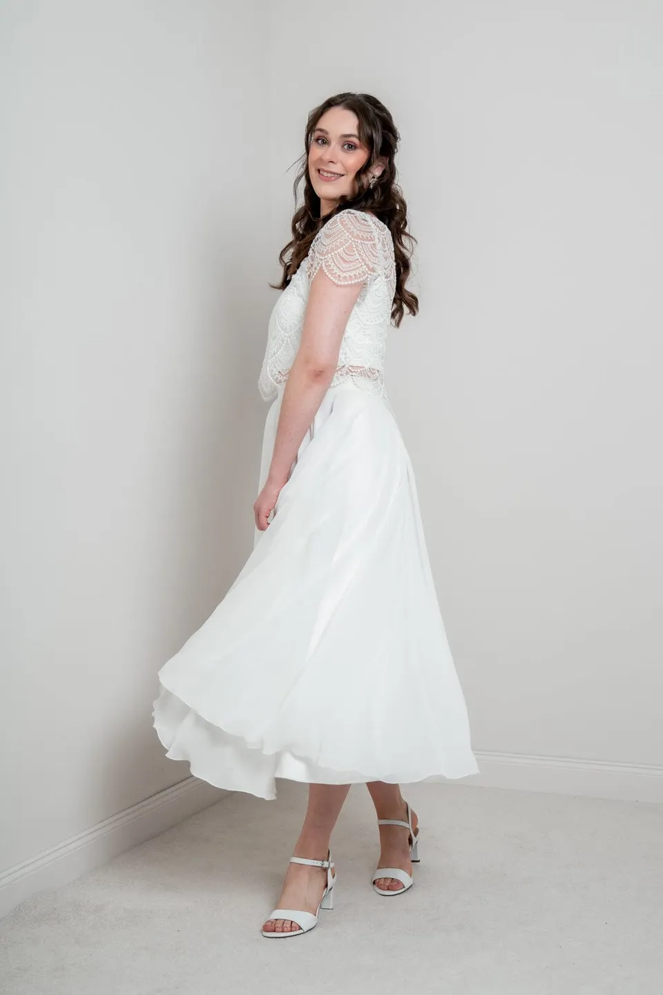 noni-emmi-chiffonrock-midi-ivory image 1