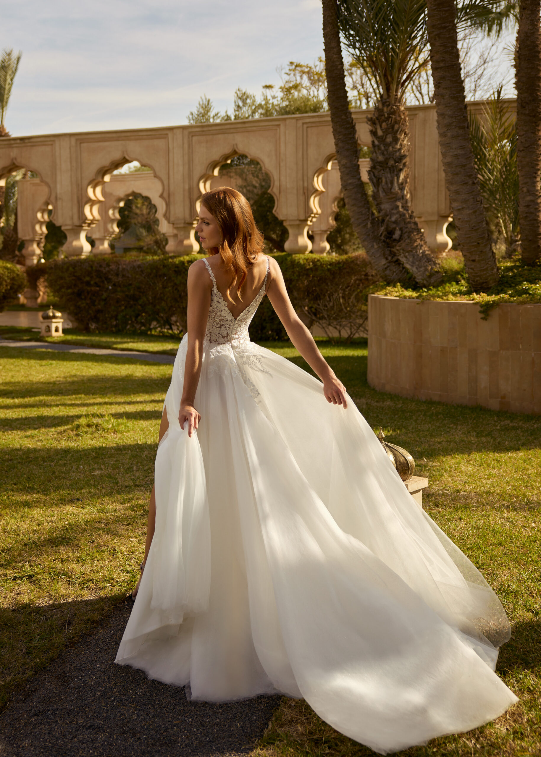 herve-paris-bridal-catherin-brautkleid-cherish-love-collection image 6