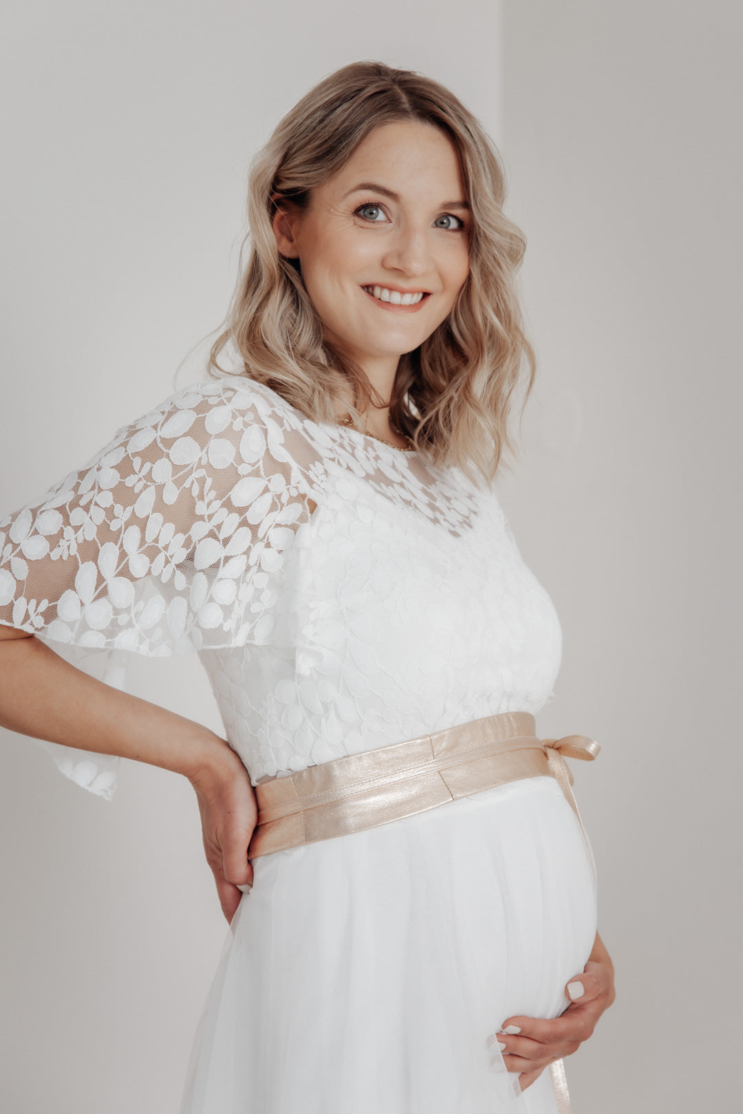noni-marielle-brautg-rtel-ros-gold-leder-zum-binden image 4