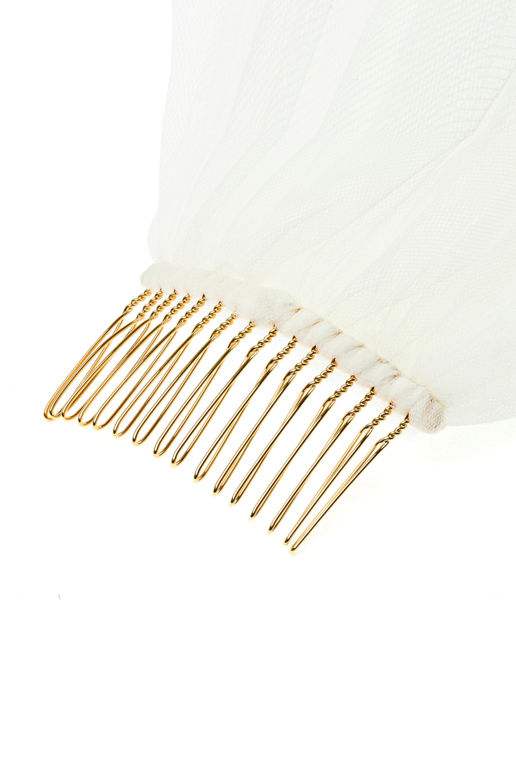 kaviar-gauche-veil-handgemachter-t-ll-brautschleier image 4