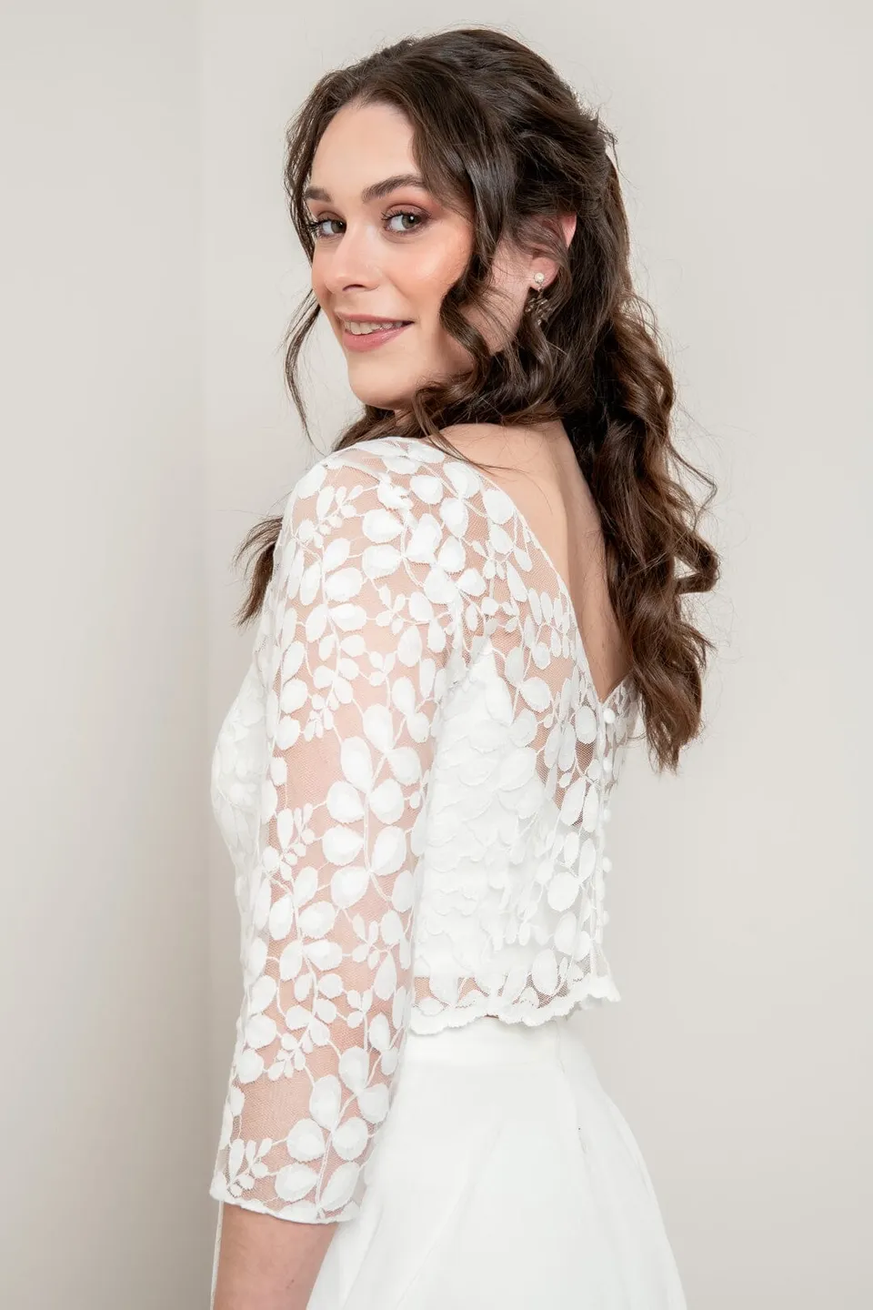 noni-heda-outlet-boho-braut-top-bl-tterspitze-dreiviertelarm-ivory image 1