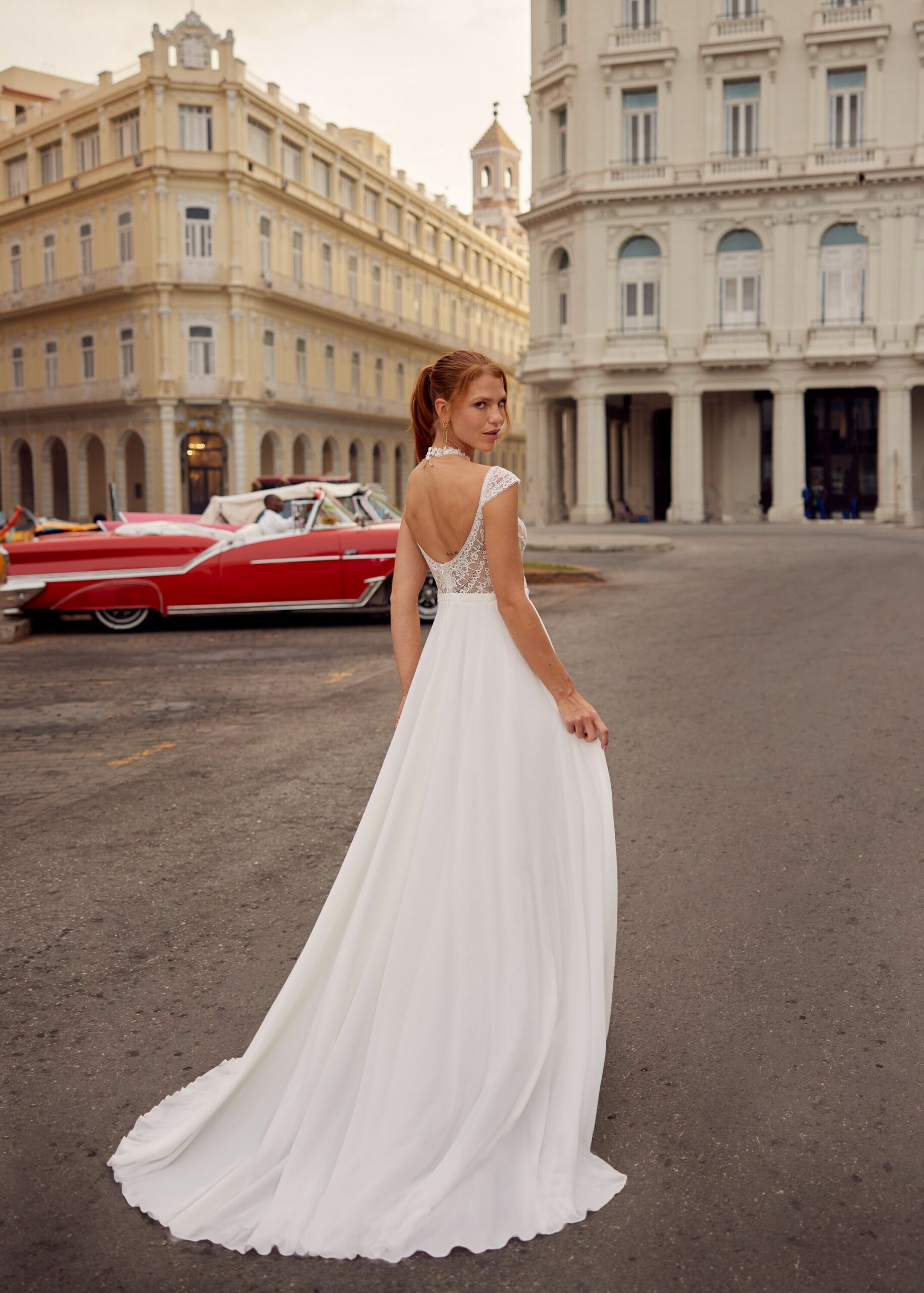herve-paris-bridal-leah-brautkleid-libre-collection image 2