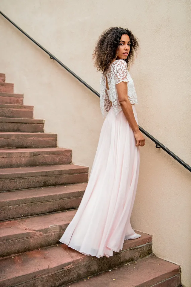 noni-isla-ros-langer-braut-rock-aus-chiffon image 1