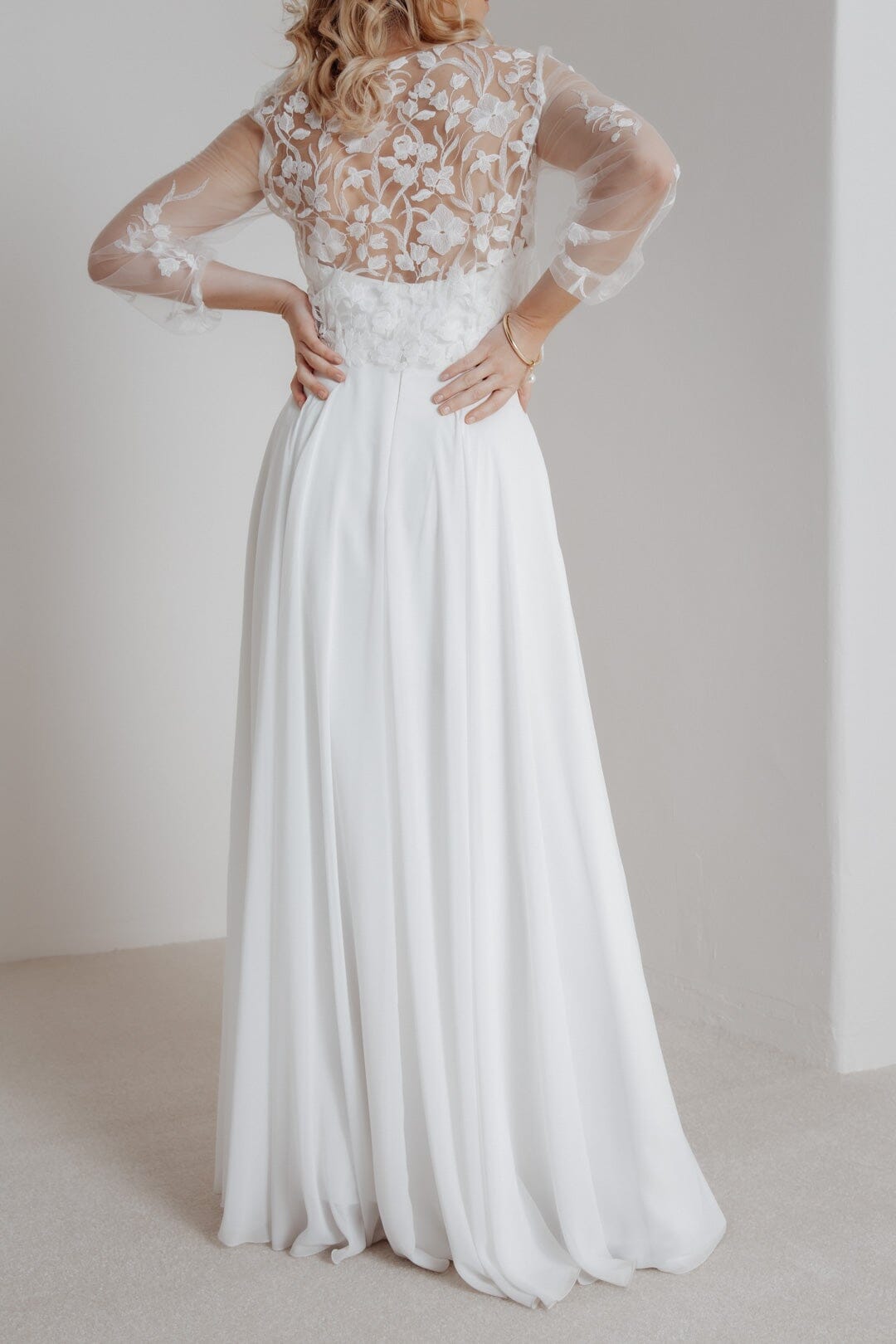 noni-isla-outlet-bodenlanger-brautrock-aus-chiffon-in-ivory image 6