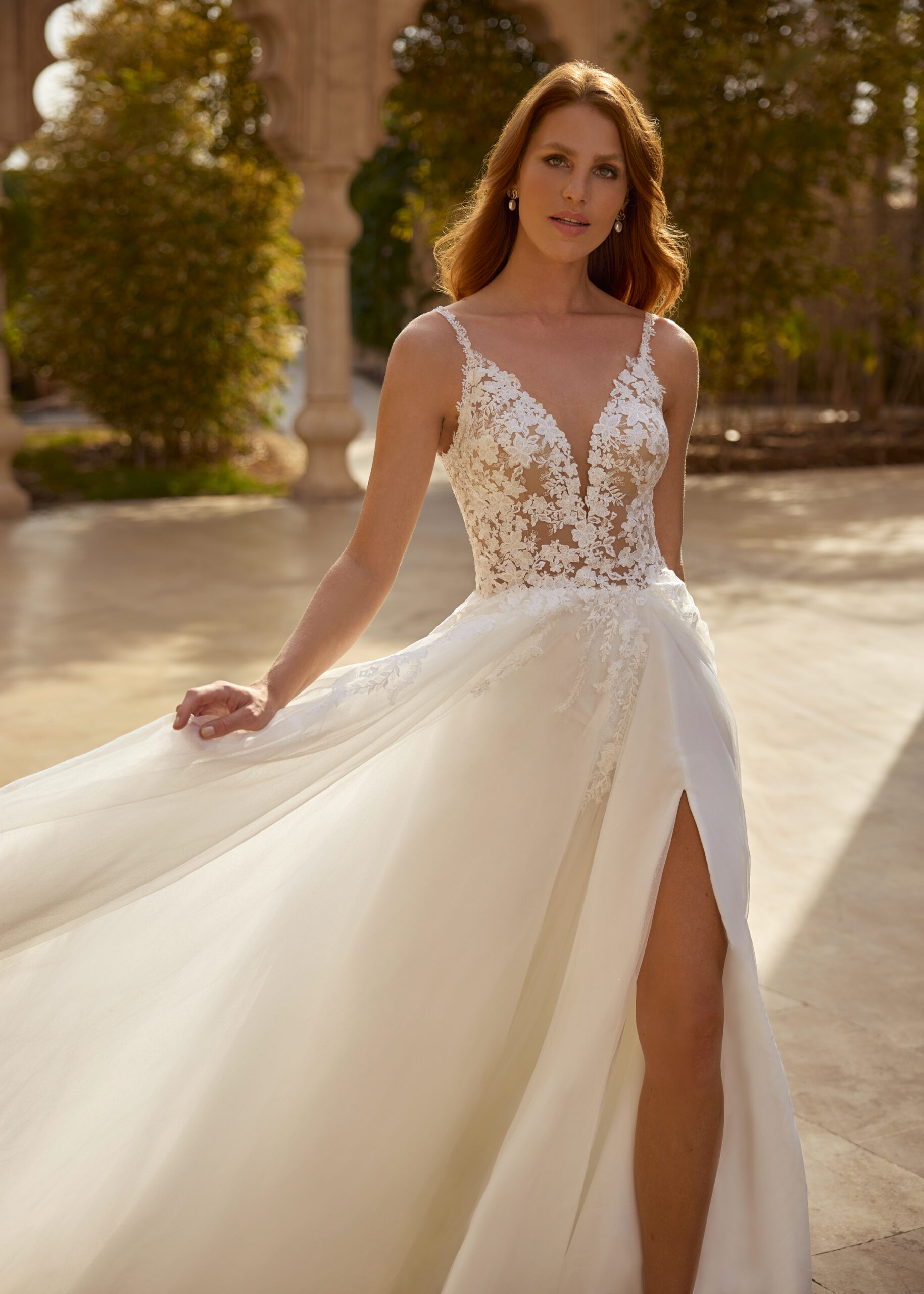 herve-paris-bridal-catherin-brautkleid-cherish-love-collection image 4