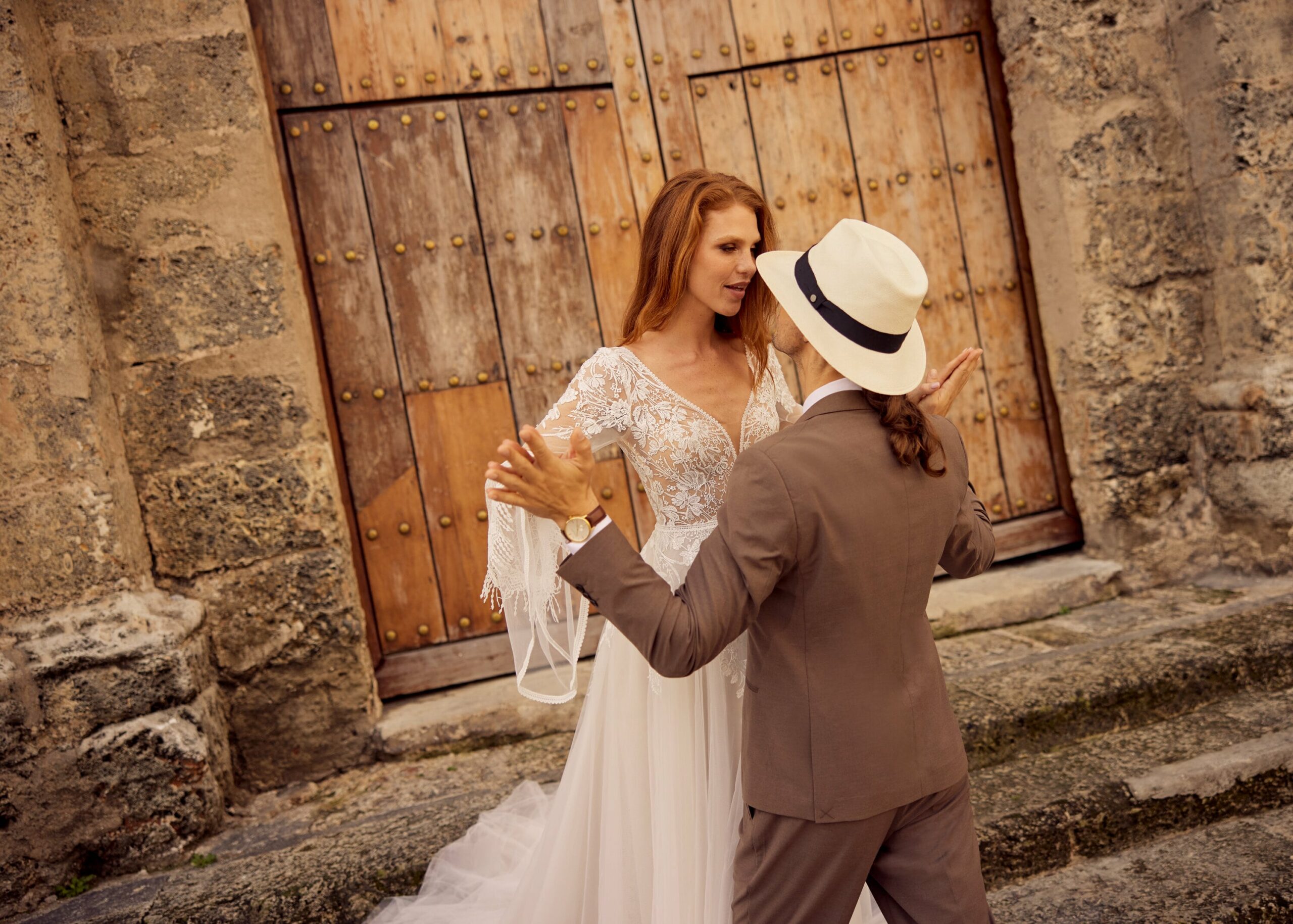 gbs-herve-paris-bridal-lola-brautkleid-libre-collection image 6