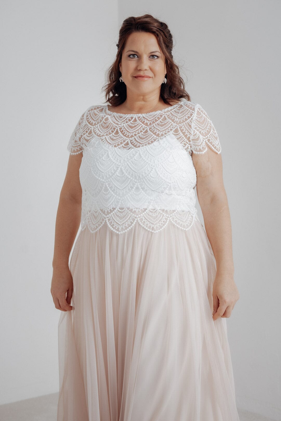 noni-corie-crop-plus-size-braut-top-romanit-jersey-ivory image 3