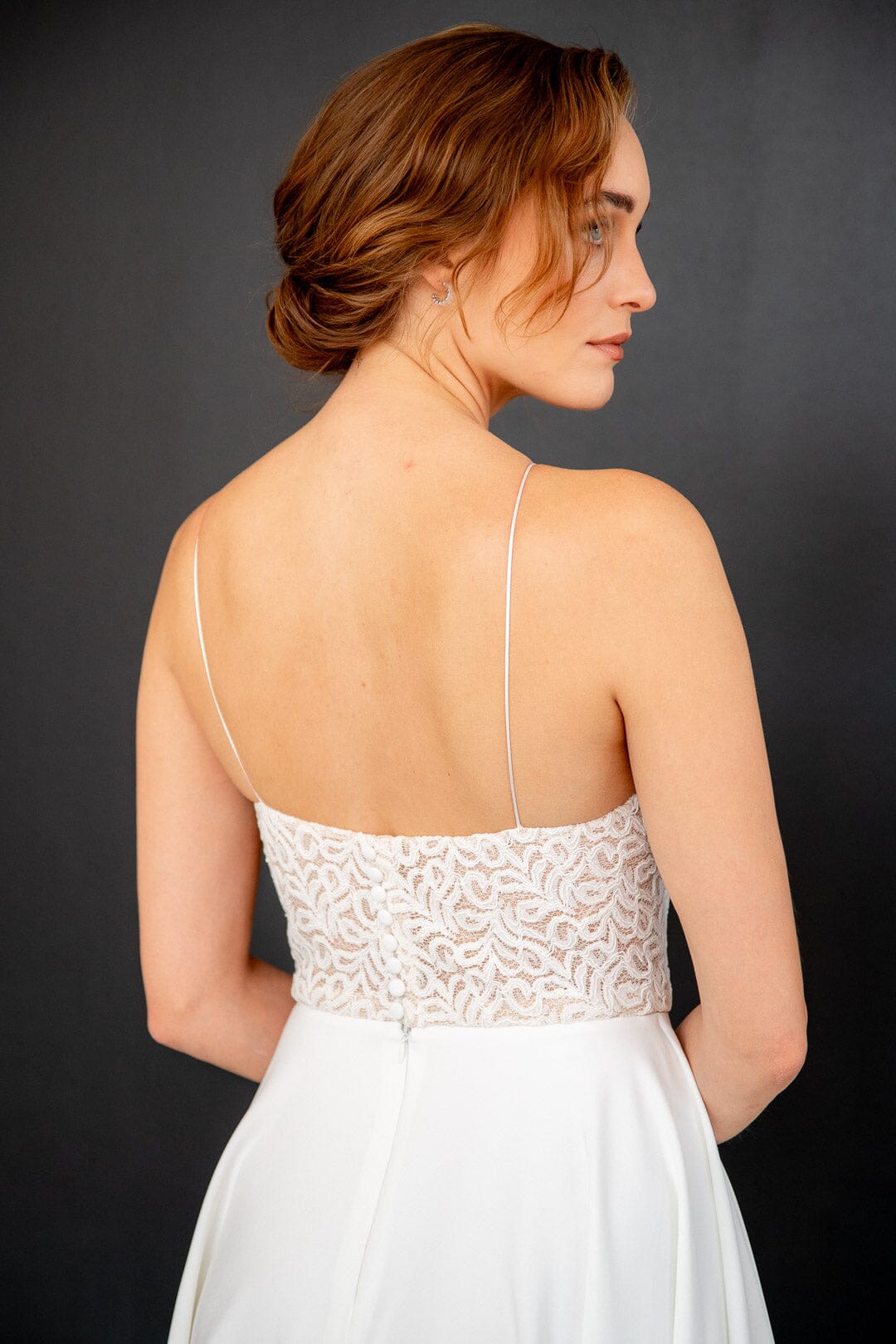 noni-junia-one-kurzes-brautkleid-midi-mit-spaghettitr-gern image 6