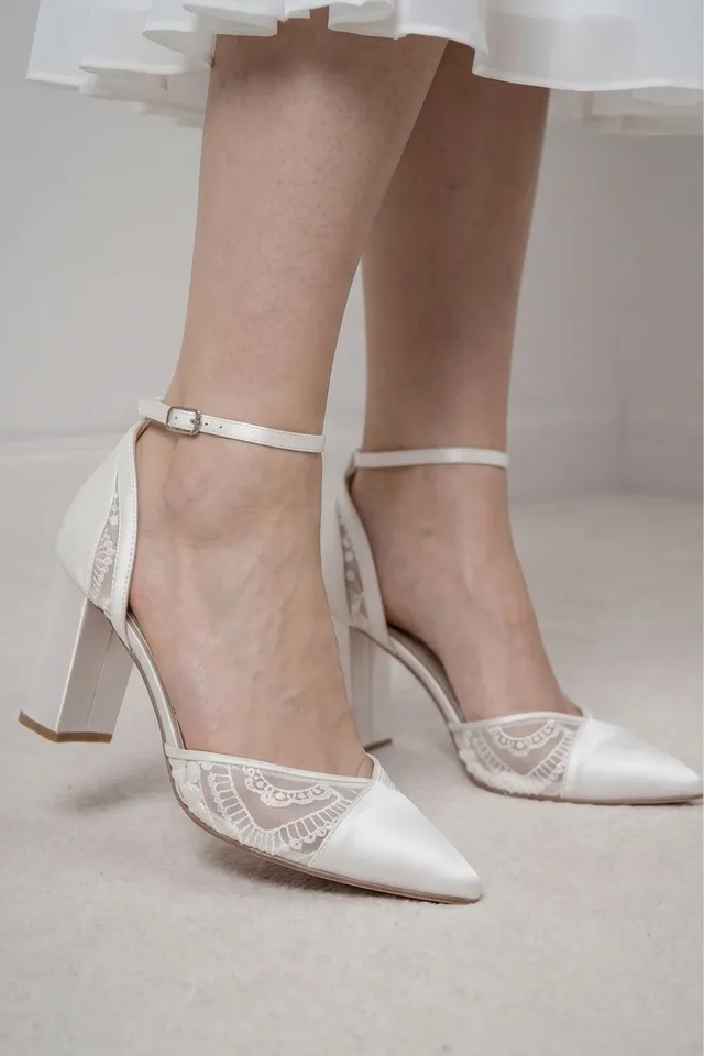 noni-niah-brautschuh-satin-pumps-ivory-mit-blockabsatz image 1