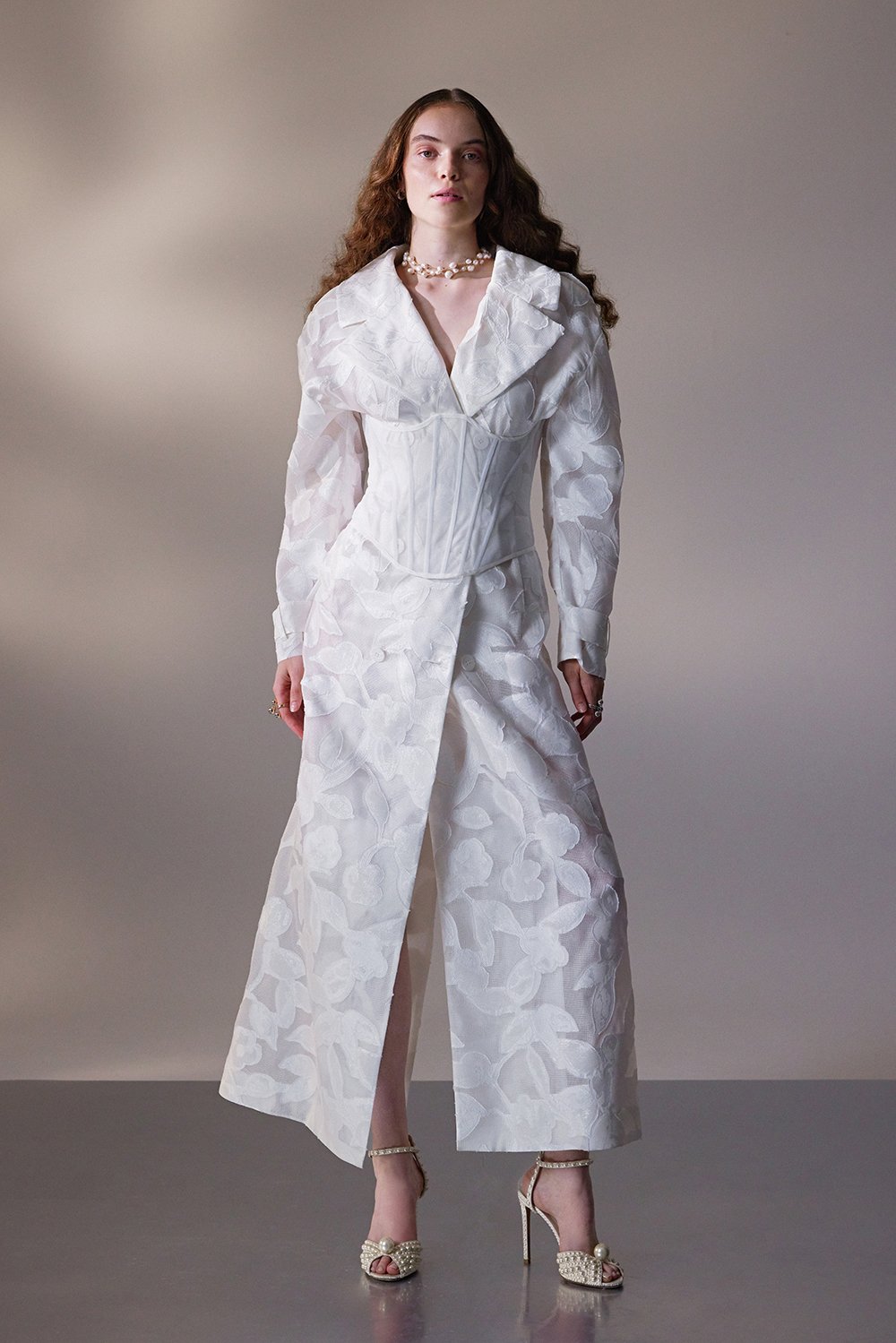 kaviar-gauche-fil-coup-coat-langer-braut-trenchmantel image 1