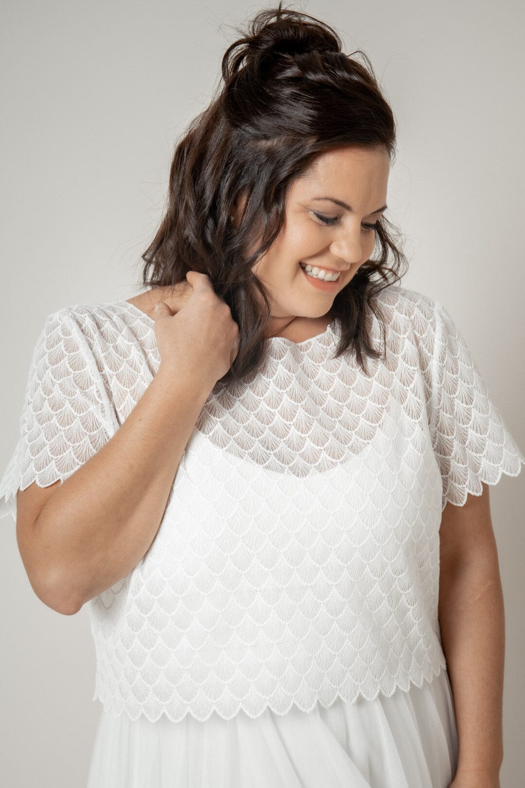 noni-curvy-doli-plus-size-braut-top-mit-kurzen-rmeln image 2